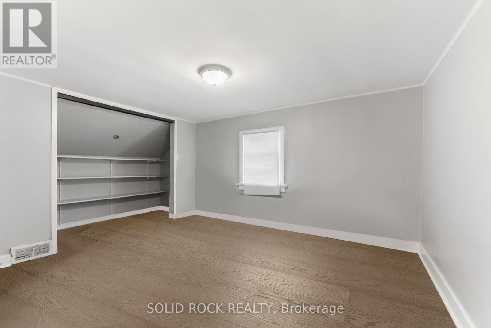 60 Hugh Street S, Arnprior, Ontario  K7S 2V6 - Photo 17 - X12368764