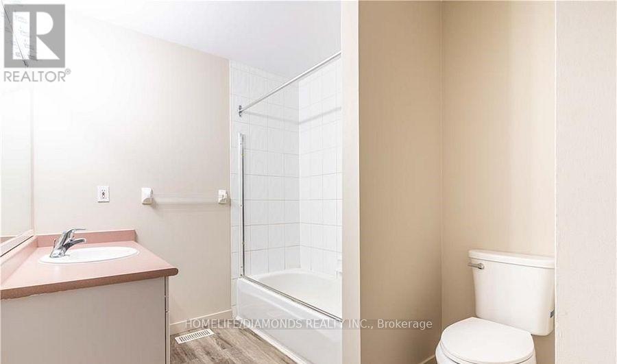 209 Thurman Circle, London East, Ontario  N5V 4Z2 - Photo 12 - X12368664