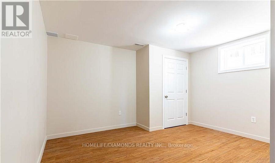 209 Thurman Circle, London East, Ontario  N5V 4Z2 - Photo 29 - X12368664