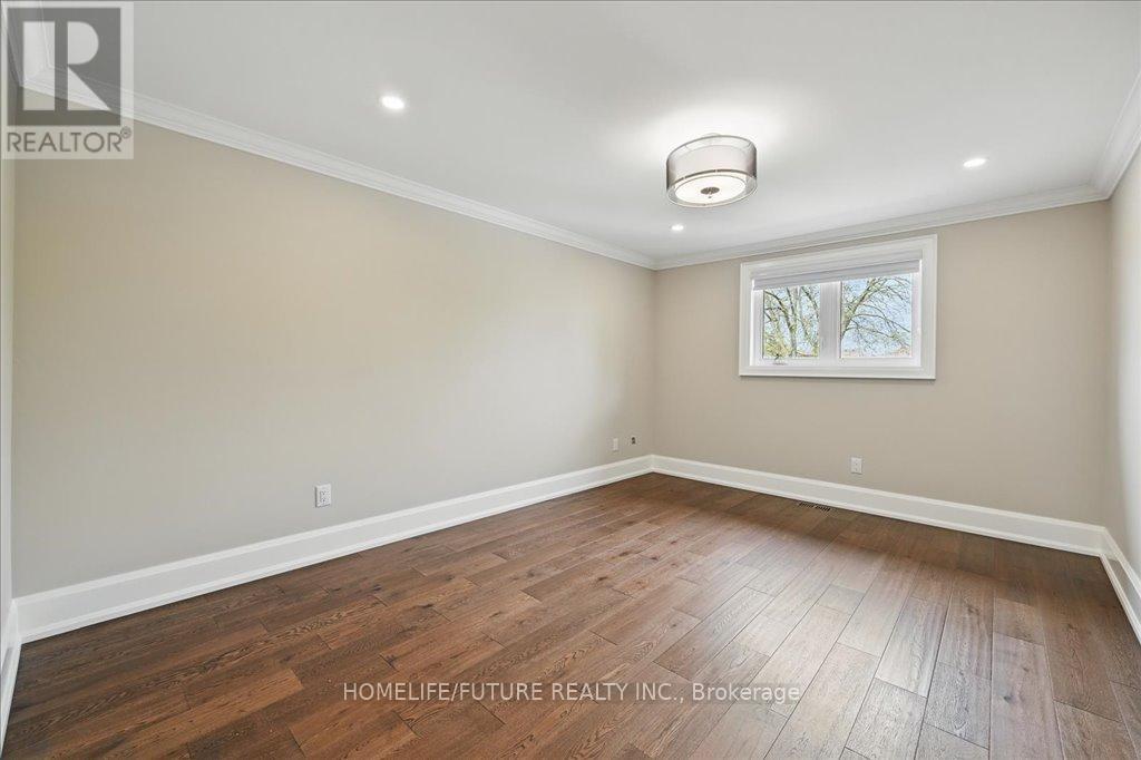 7 Grandview Avenue, Hamilton, Ontario  L8E 5A5 - Photo 30 - X12368732
