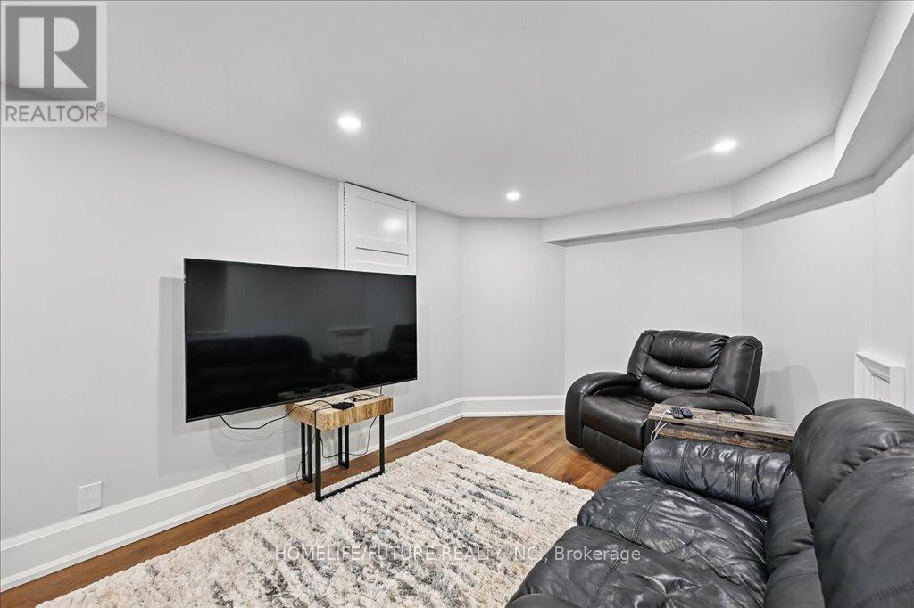 7 Grandview Avenue, Hamilton, Ontario  L8E 5A5 - Photo 35 - X12368732