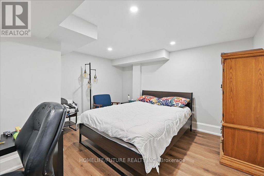 7 Grandview Avenue, Hamilton, Ontario  L8E 5A5 - Photo 41 - X12368732