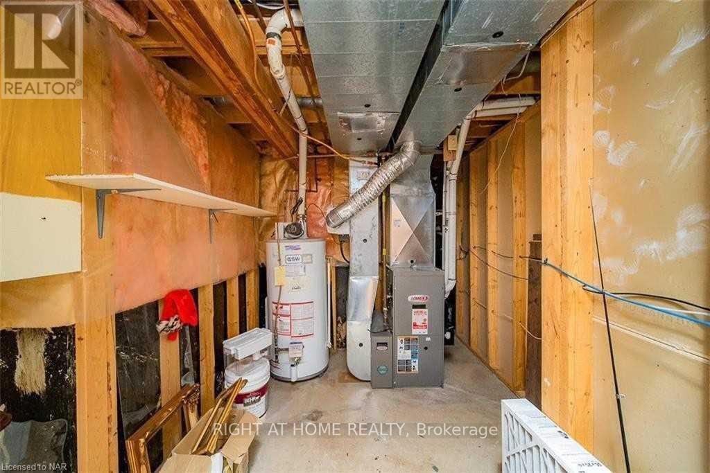 Bsmt - 3 Herrick Avenue, St. Catharines, Ontario  L2P 2S7 - Photo 13 - X12368739