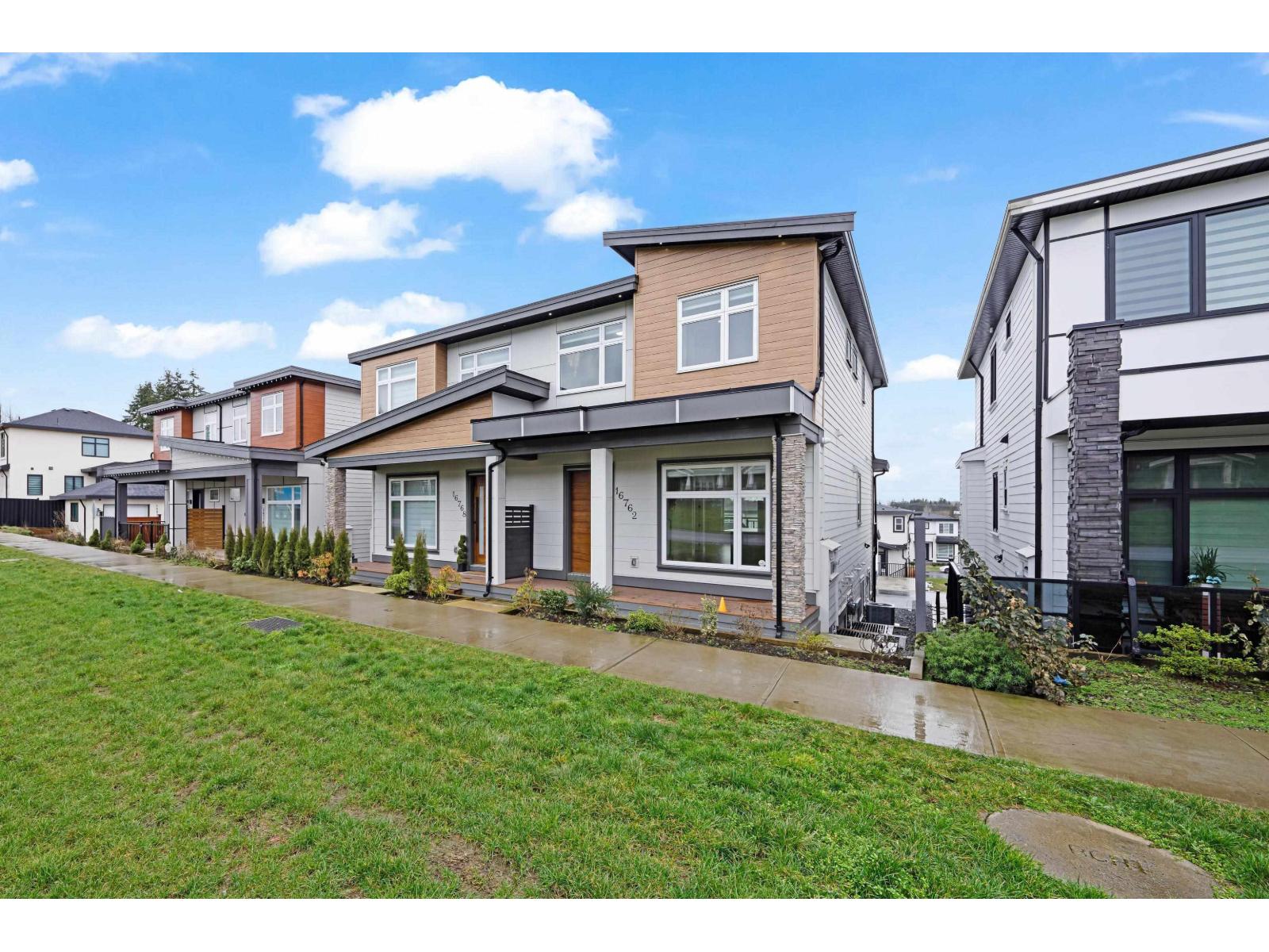 16762 16 Avenue, Surrey, British Columbia  V3S 9X7 - Photo 2 - R3041023