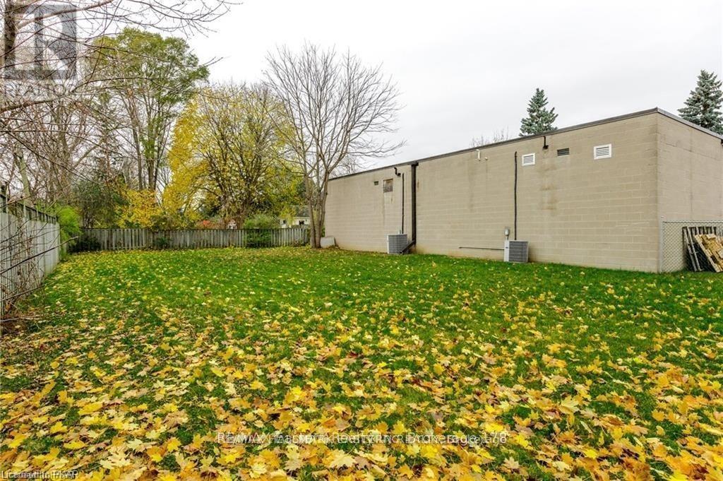 71 Princess Street, Peterborough, Ontario K9J 2A8 - Photo 17 - X12355006