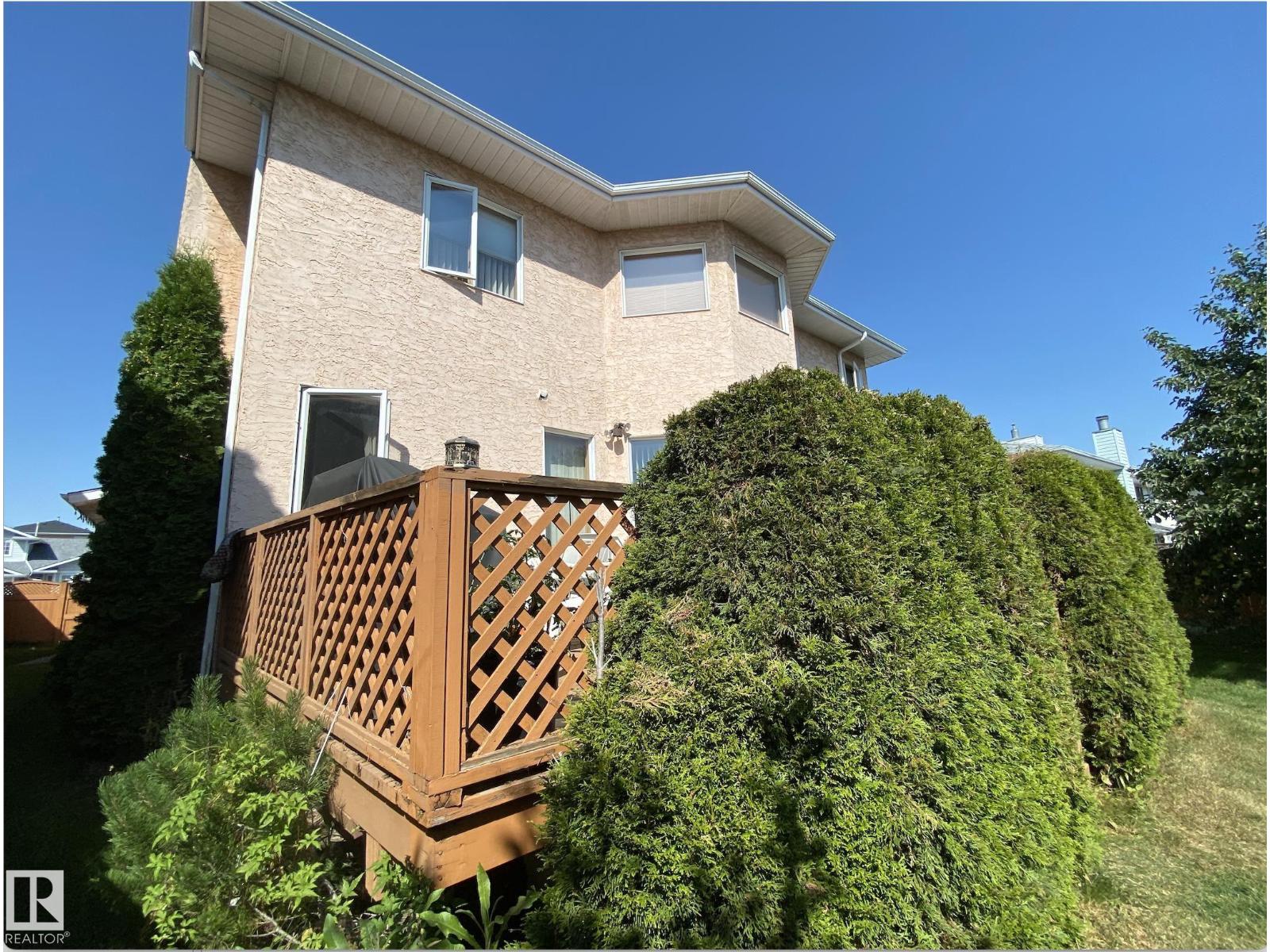 Property at 6119 156 AV NW image 3