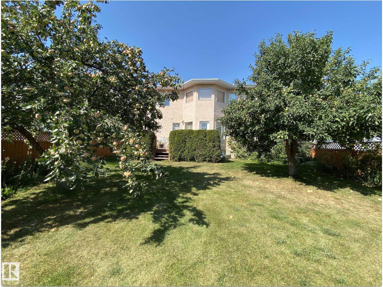 Property at 6119 156 AV NW image 4