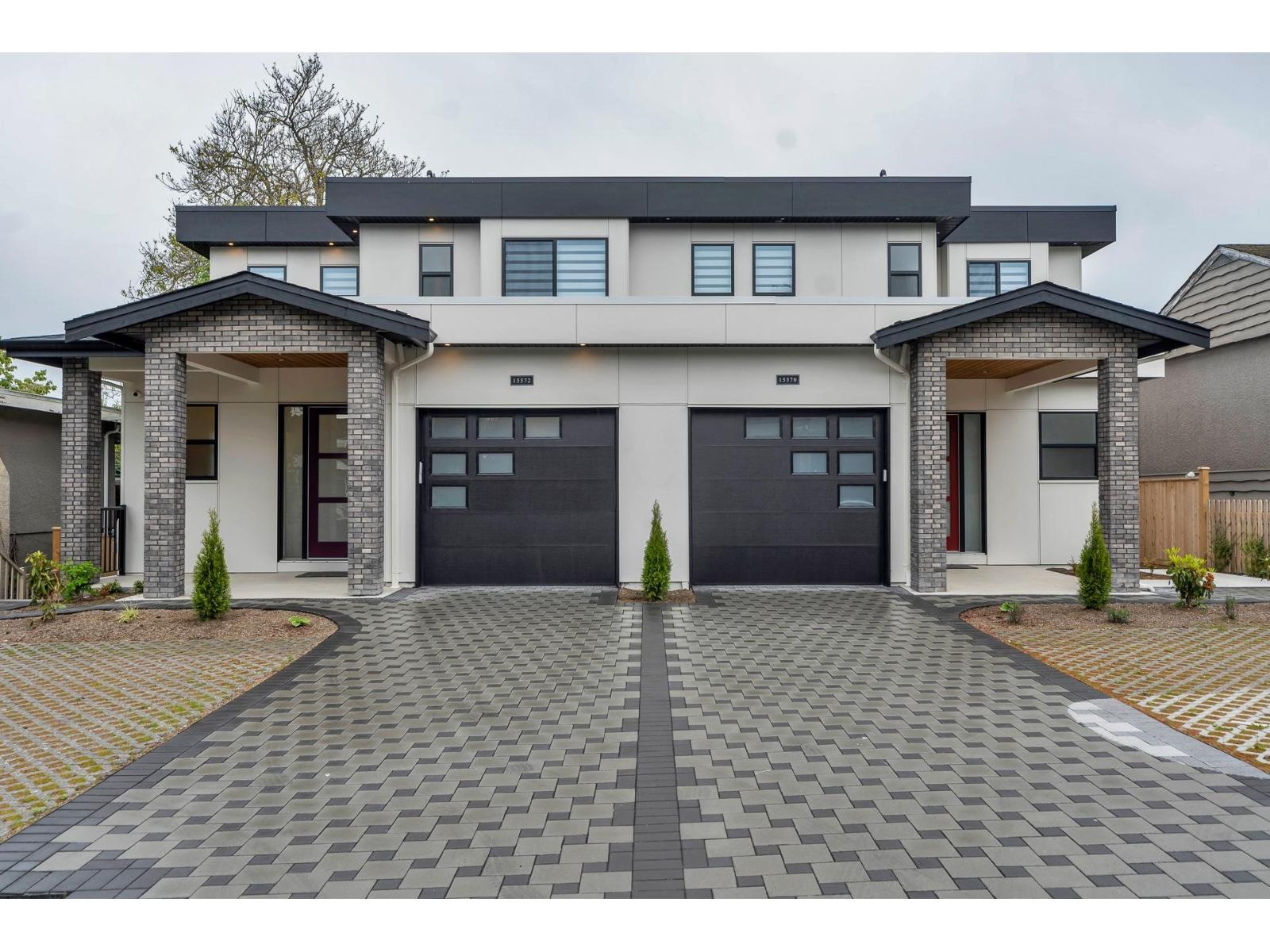 15570 OXENHAM AVENUE, White Rock, British Columbia