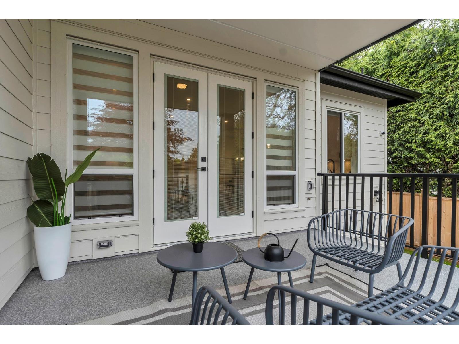 15570 Oxenham Avenue, White Rock, British Columbia  V4B 2J3 - Photo 19 - R3040405