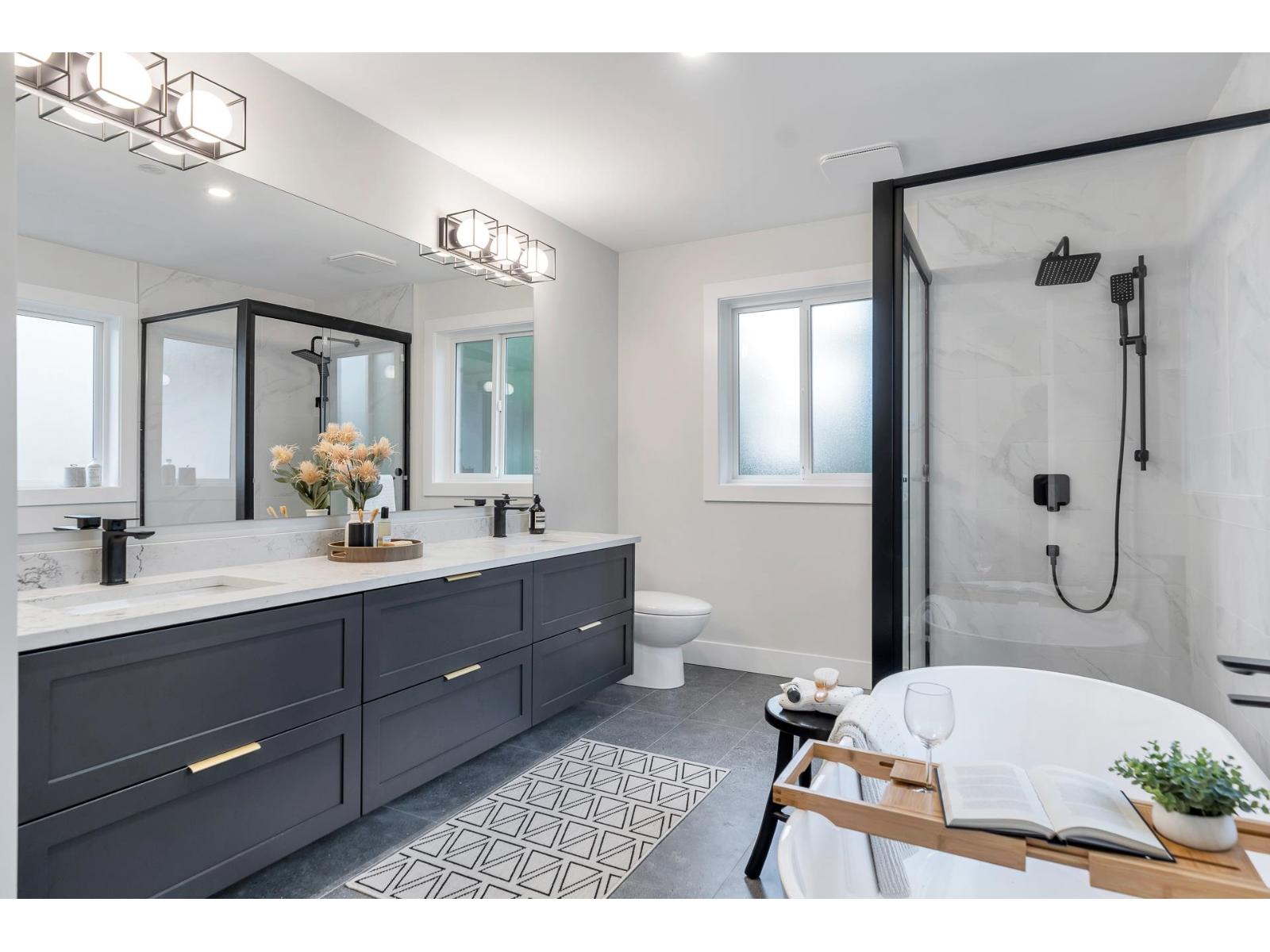 15570 Oxenham Avenue, White Rock, British Columbia  V4B 2J3 - Photo 25 - R3040405