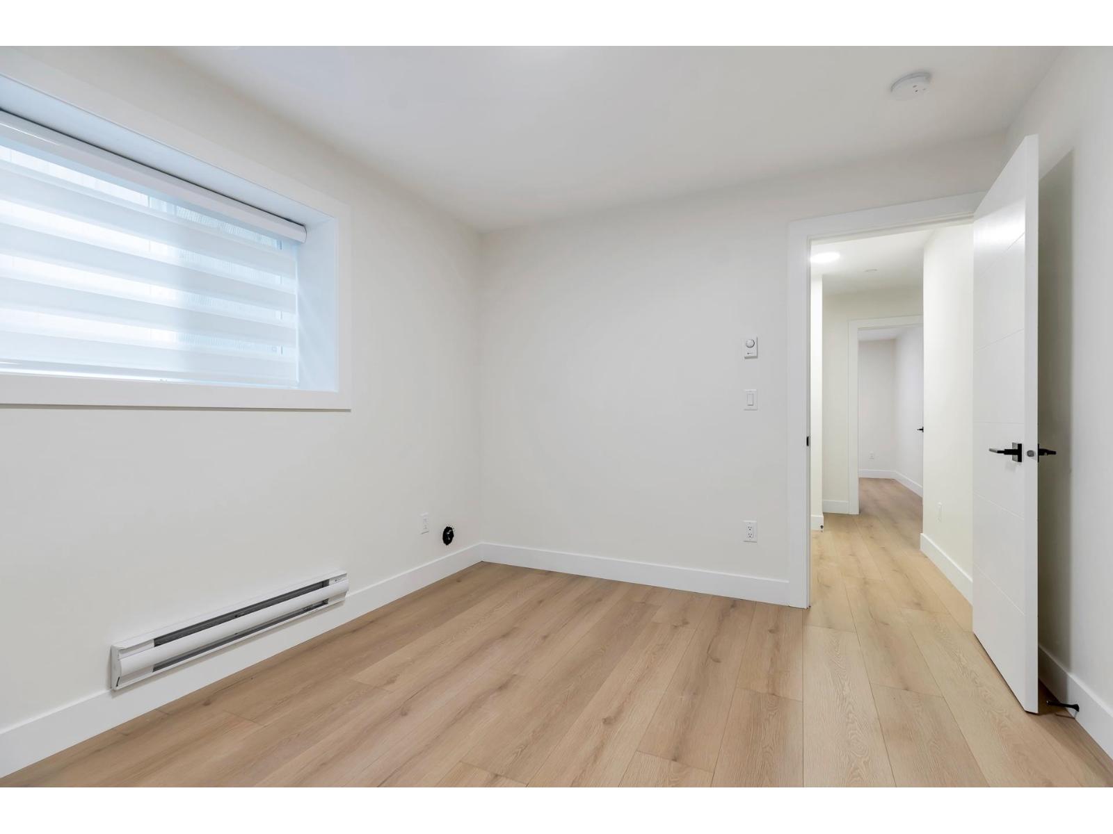15570 Oxenham Avenue, White Rock, British Columbia  V4B 2J3 - Photo 39 - R3040405