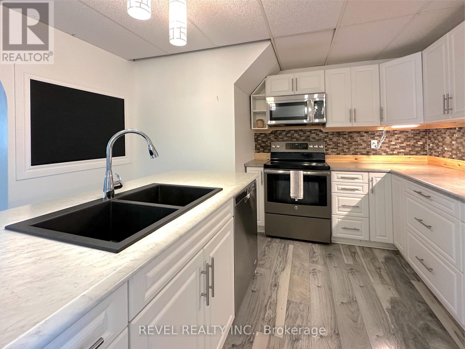 343 Macdougall Avenue, Black River-Matheson, Ontario  P0K 1N0 - Photo 10 - T12368842