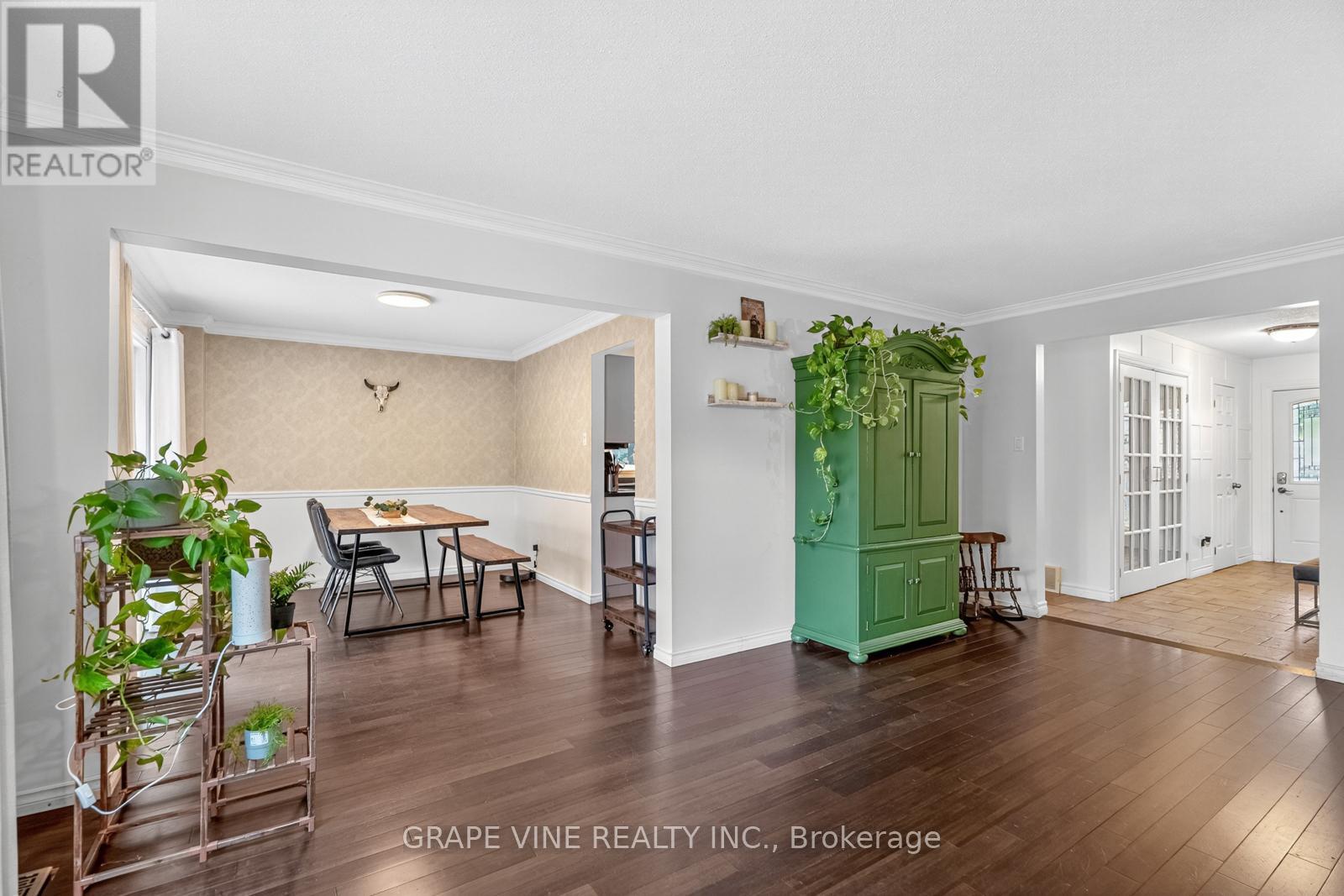 25 Pacer Place, Ottawa, Ontario  K2M 1B1 - Photo 10 - X12368898