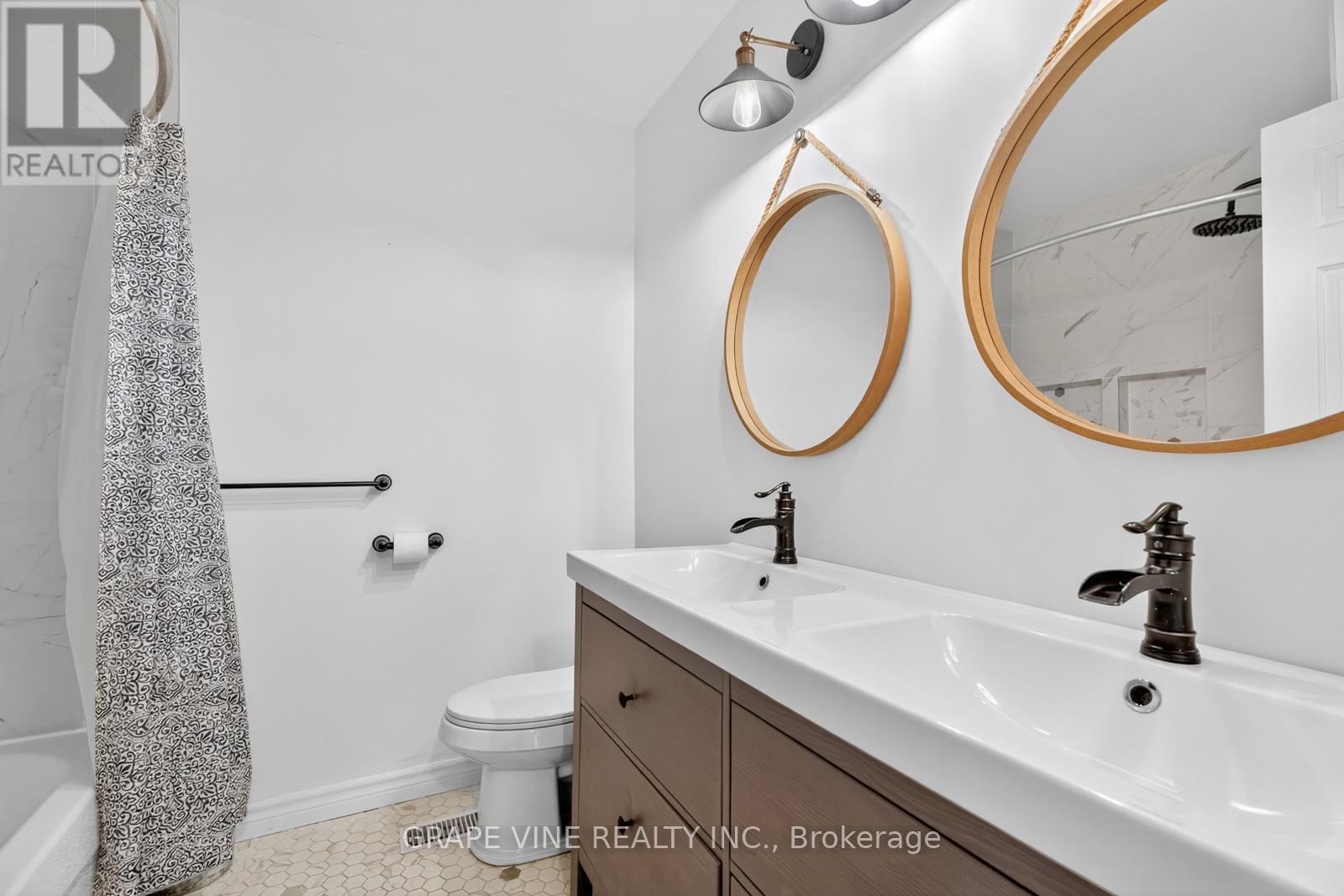 25 Pacer Place, Ottawa, Ontario  K2M 1B1 - Photo 24 - X12368898