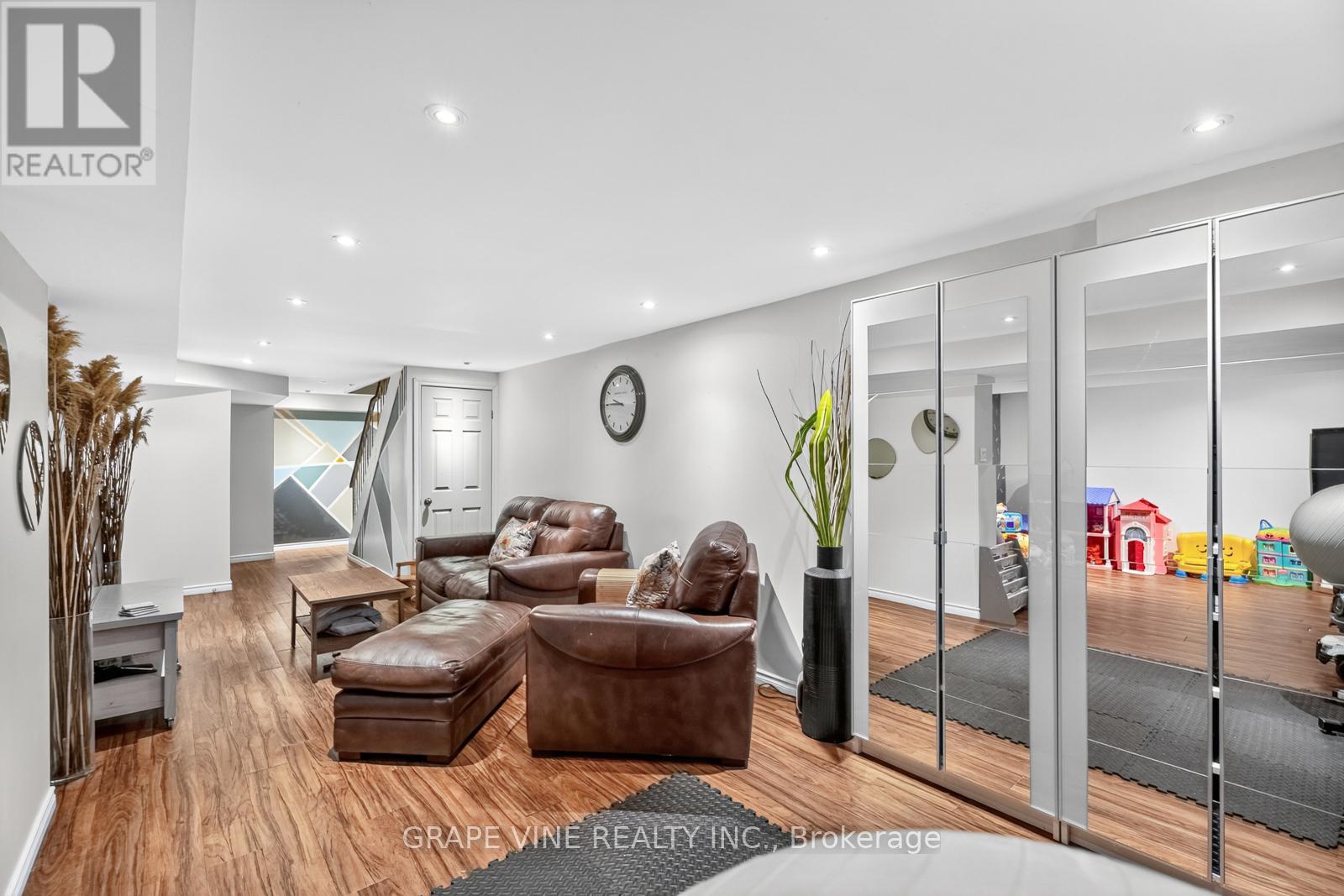 25 Pacer Place, Ottawa, Ontario  K2M 1B1 - Photo 29 - X12368898
