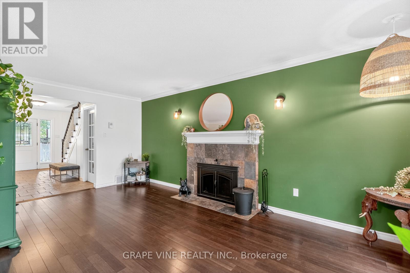 25 Pacer Place, Ottawa, Ontario  K2M 1B1 - Photo 9 - X12368898