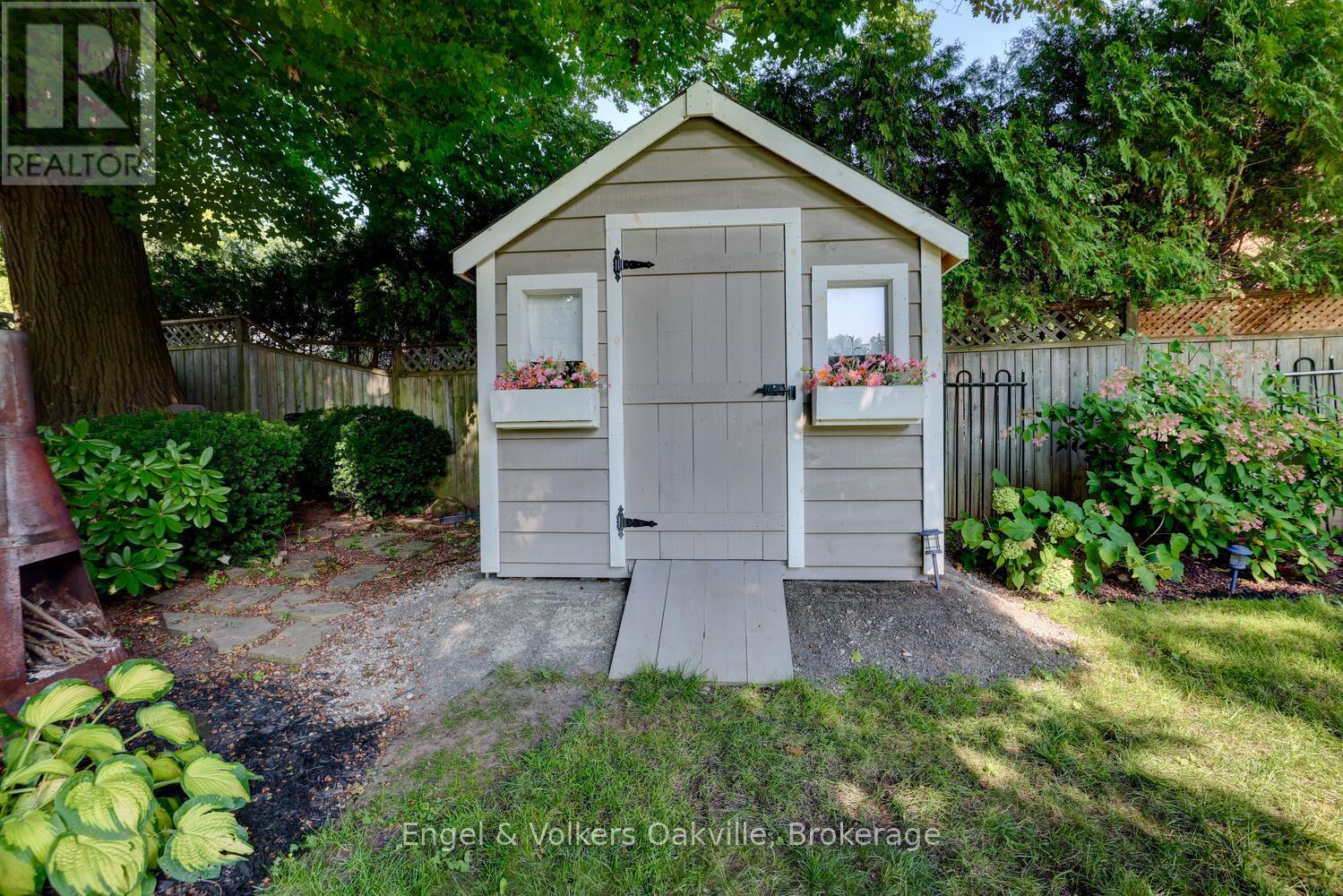 262 Vinova Court, Oakville, Ontario  L6L 5X1 - Photo 45 - W12368831