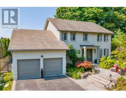 262 VINOVA COURT, Oakville, Ontario