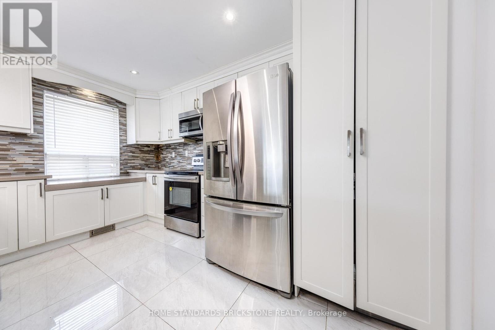 19 Granite Street, Toronto, Ontario  M3H 3K1 - Photo 15 - C12365975