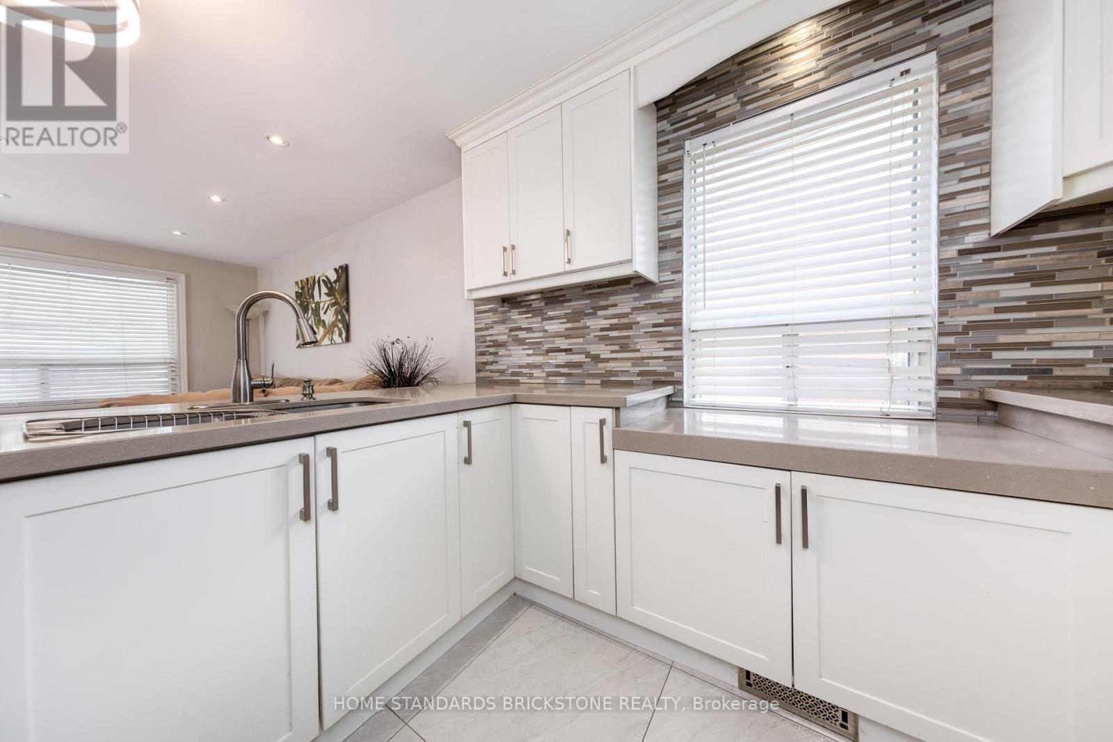 19 Granite Street, Toronto, Ontario  M3H 3K1 - Photo 17 - C12365975