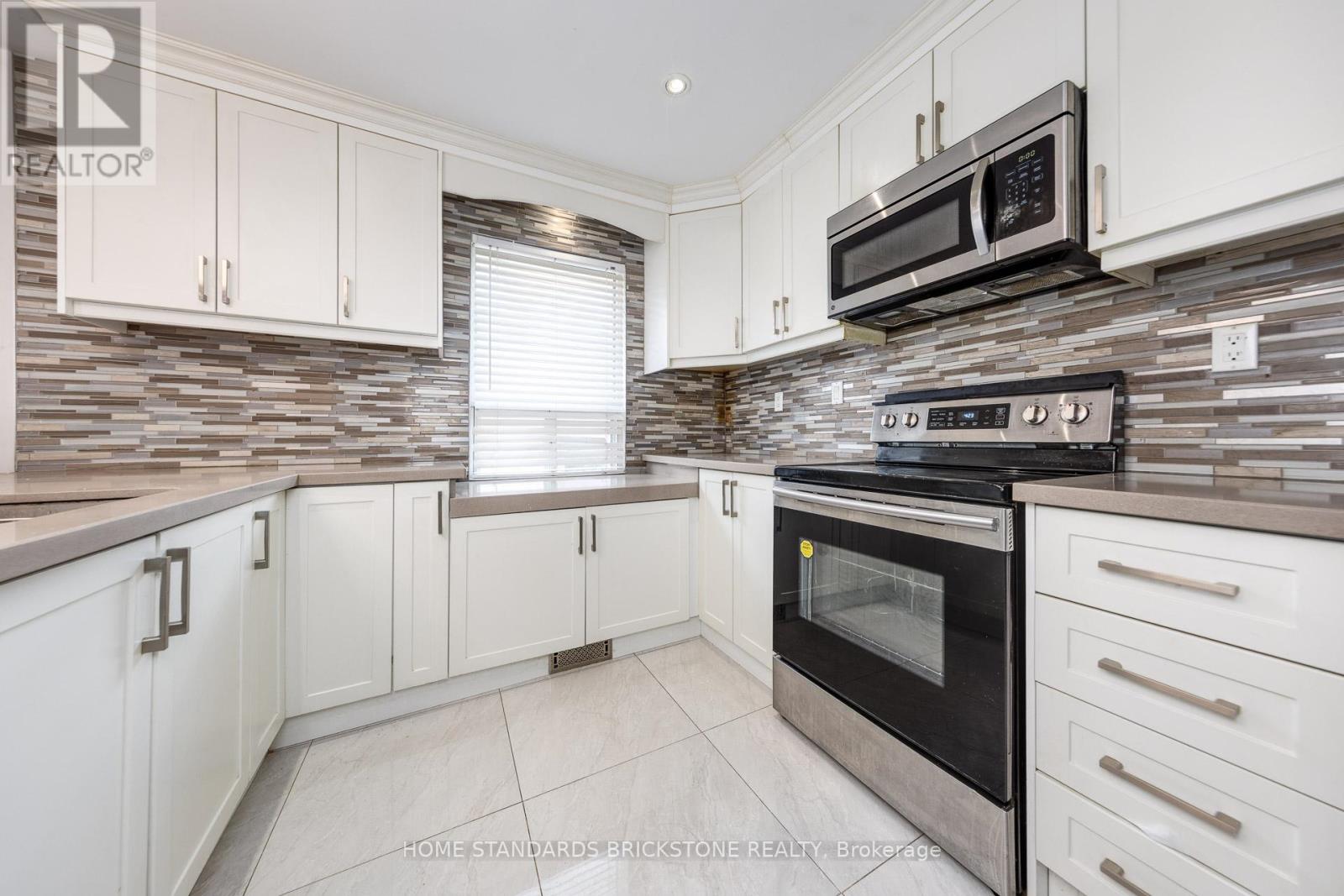 19 Granite Street, Toronto, Ontario  M3H 3K1 - Photo 14 - C12365975