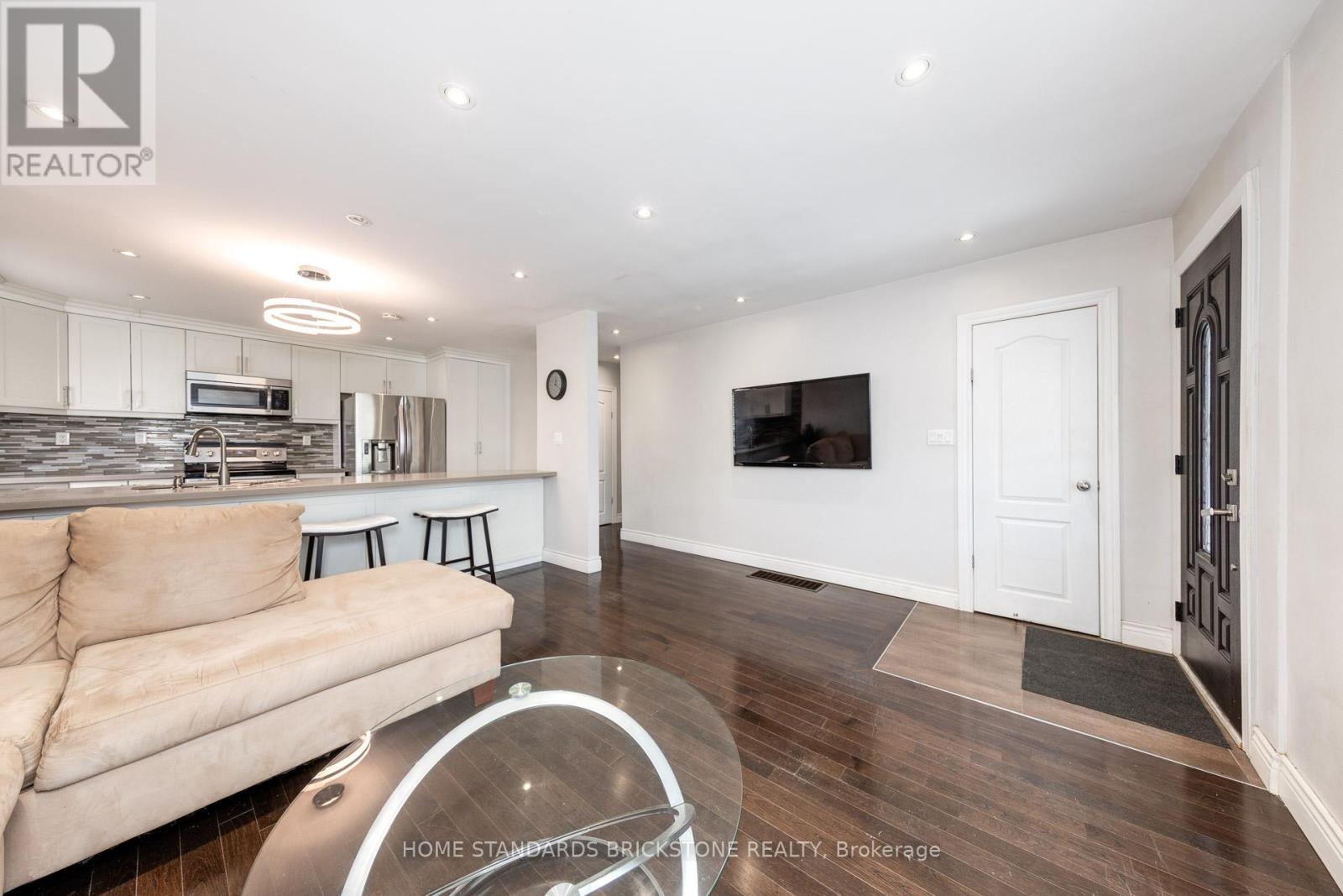 19 Granite Street, Toronto, Ontario  M3H 3K1 - Photo 11 - C12365975