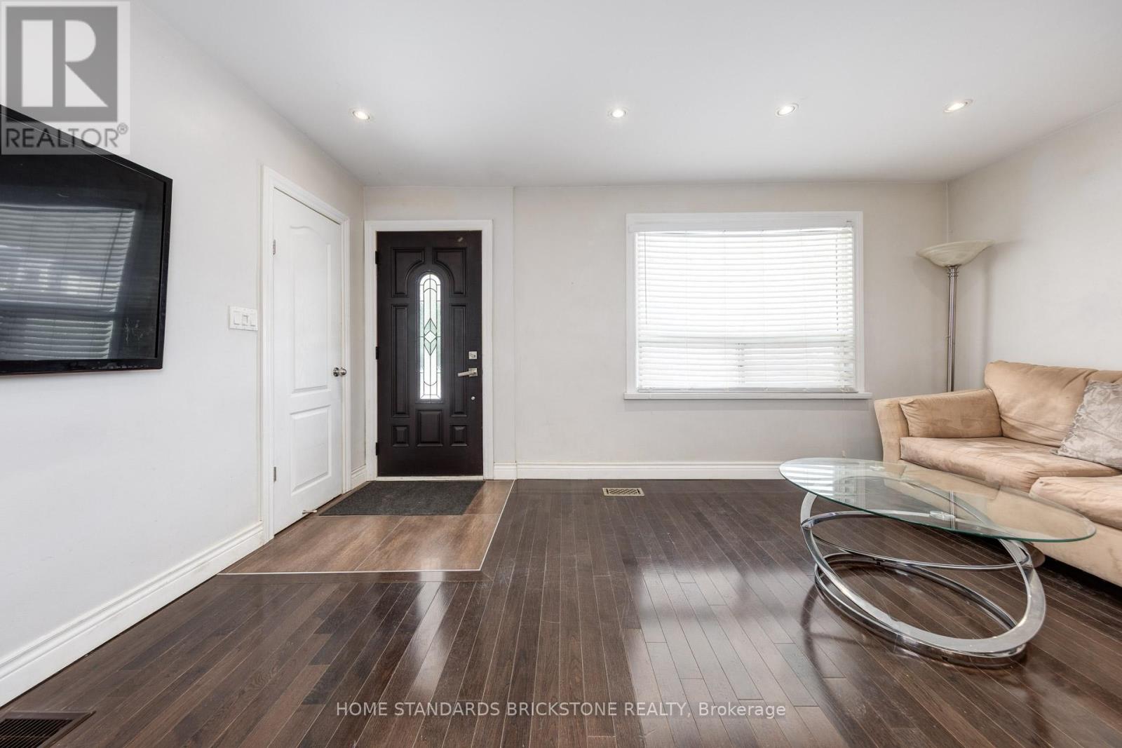 19 Granite Street, Toronto, Ontario  M3H 3K1 - Photo 8 - C12365975