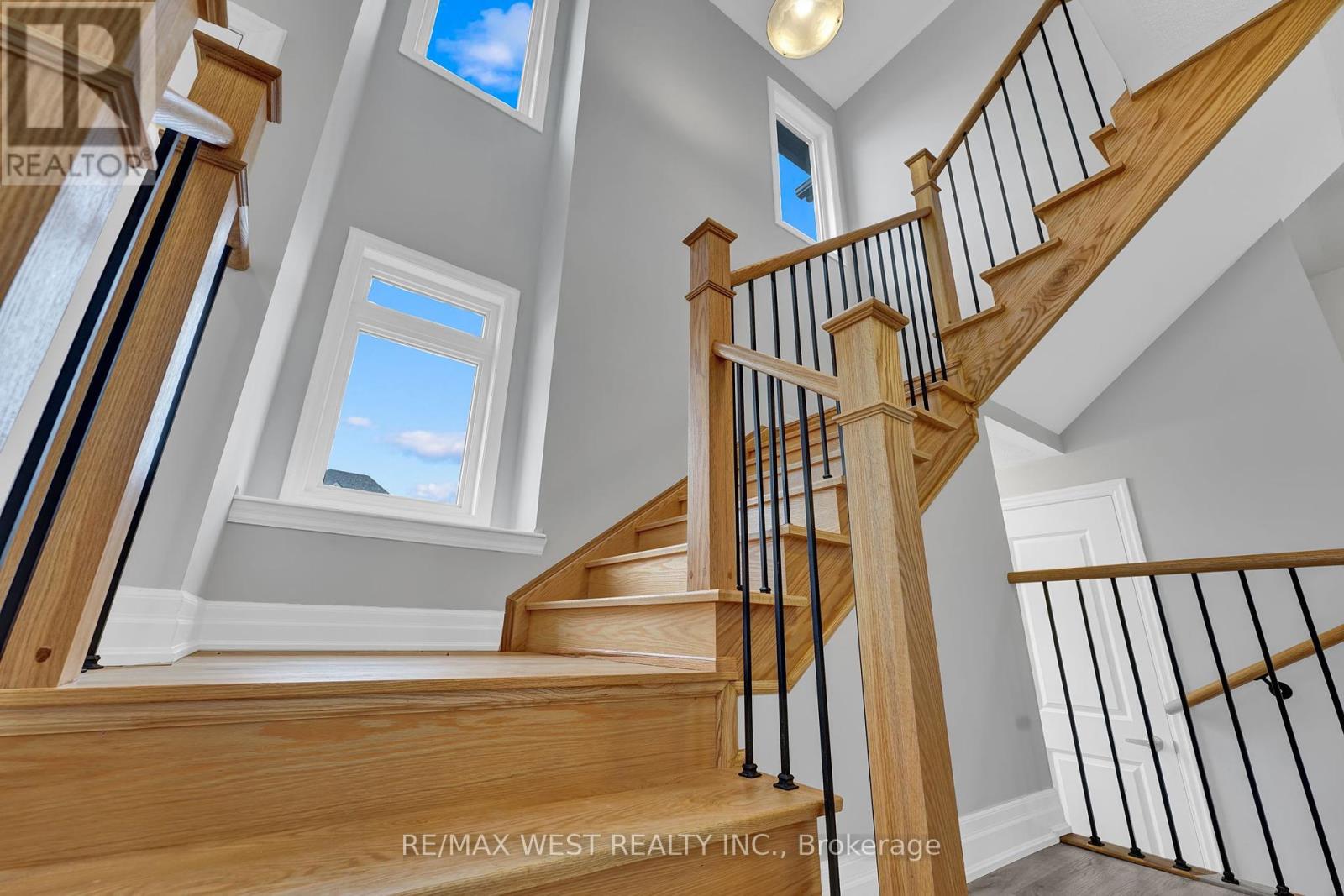 160 Union Boulevard, Wasaga Beach, Ontario  L0M 1S0 - Photo 20 - S12368783