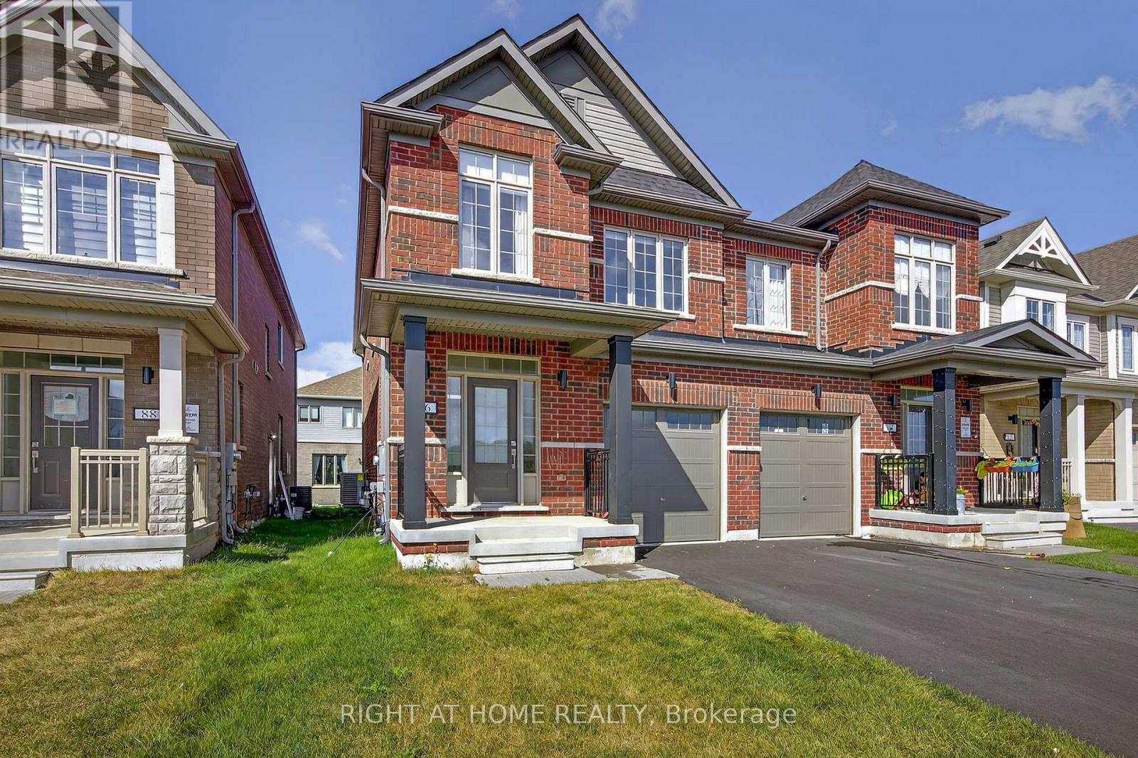 86 West Oak Trail, Barrie, Ontario  L9J 0K8 - Photo 2 - S12368784