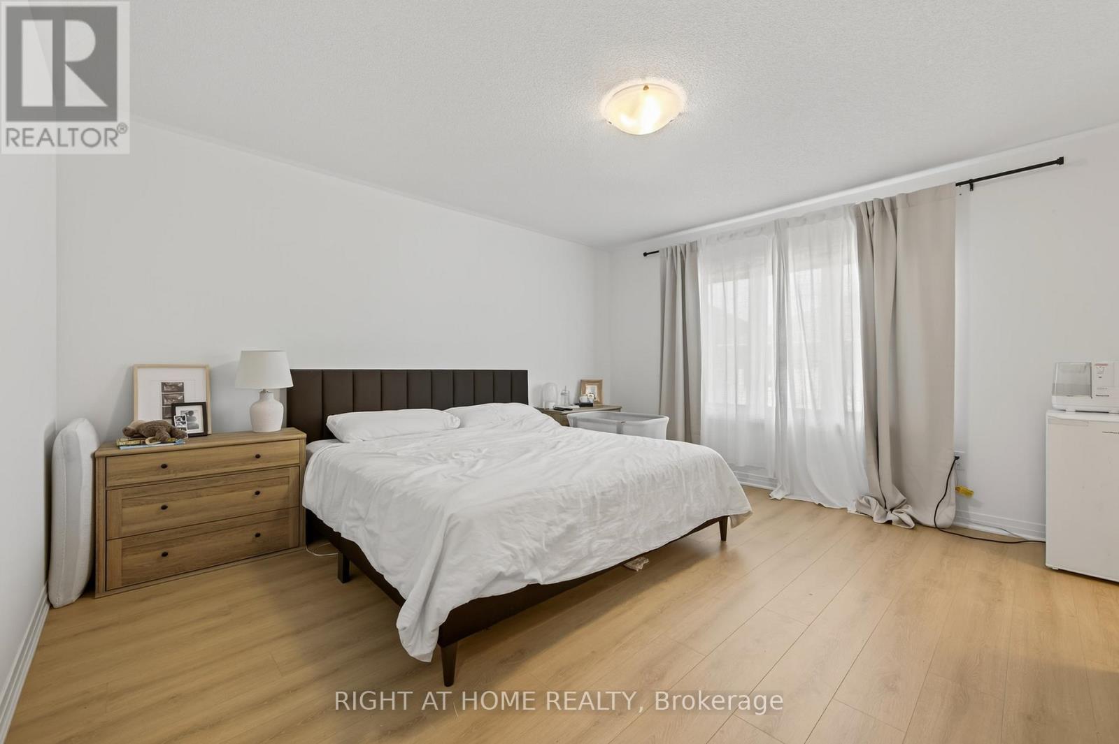 86 West Oak Trail, Barrie, Ontario  L9J 0K8 - Photo 29 - S12368784