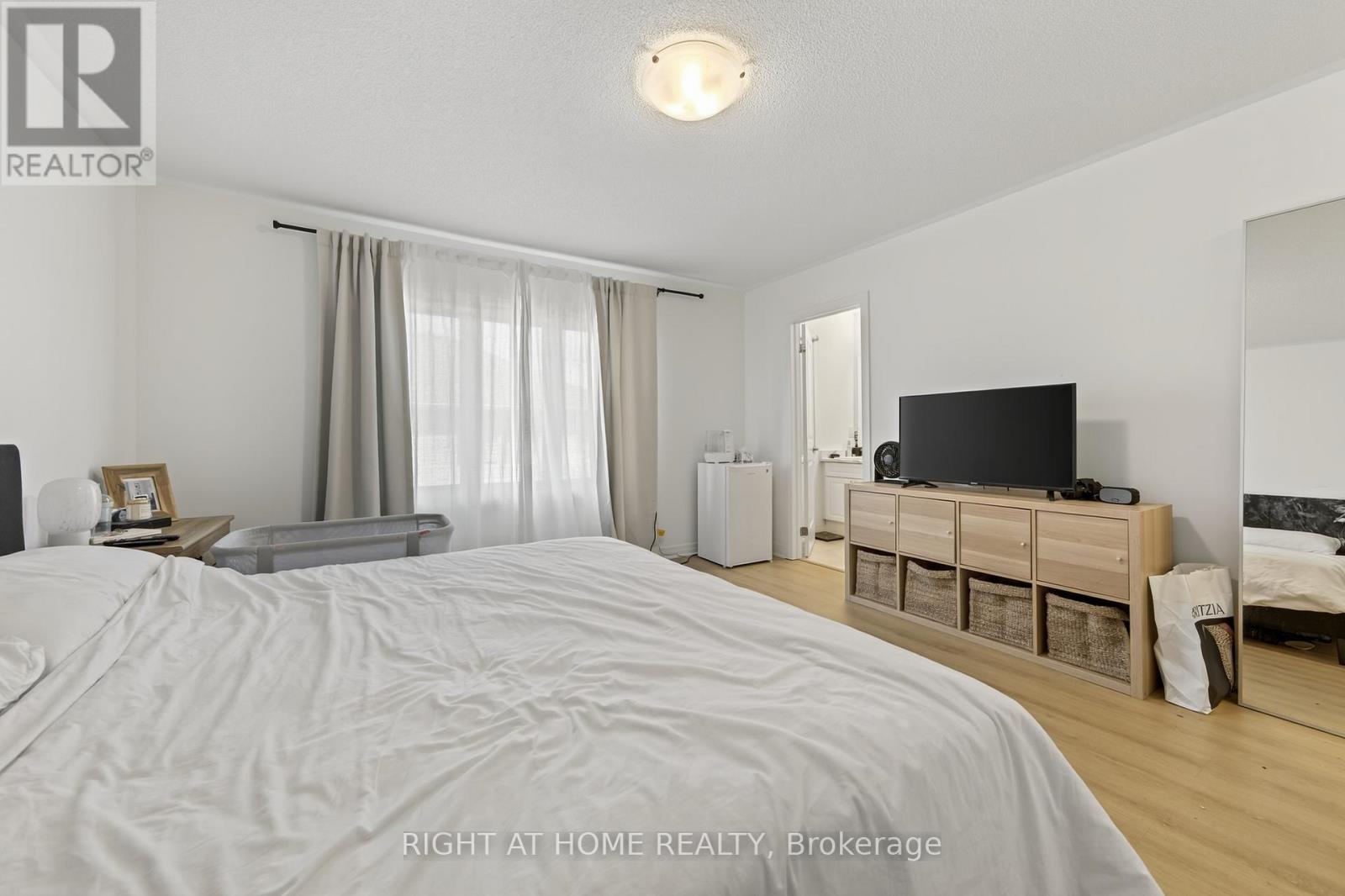 86 West Oak Trail, Barrie, Ontario  L9J 0K8 - Photo 30 - S12368784