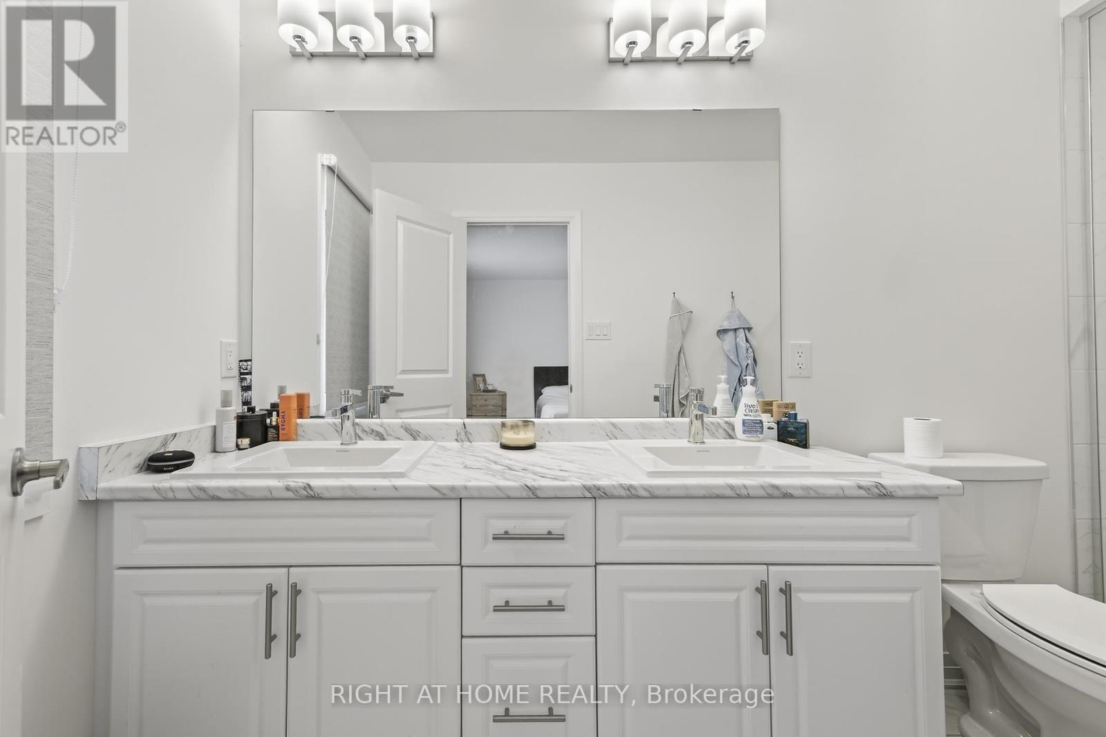 86 West Oak Trail, Barrie, Ontario  L9J 0K8 - Photo 31 - S12368784