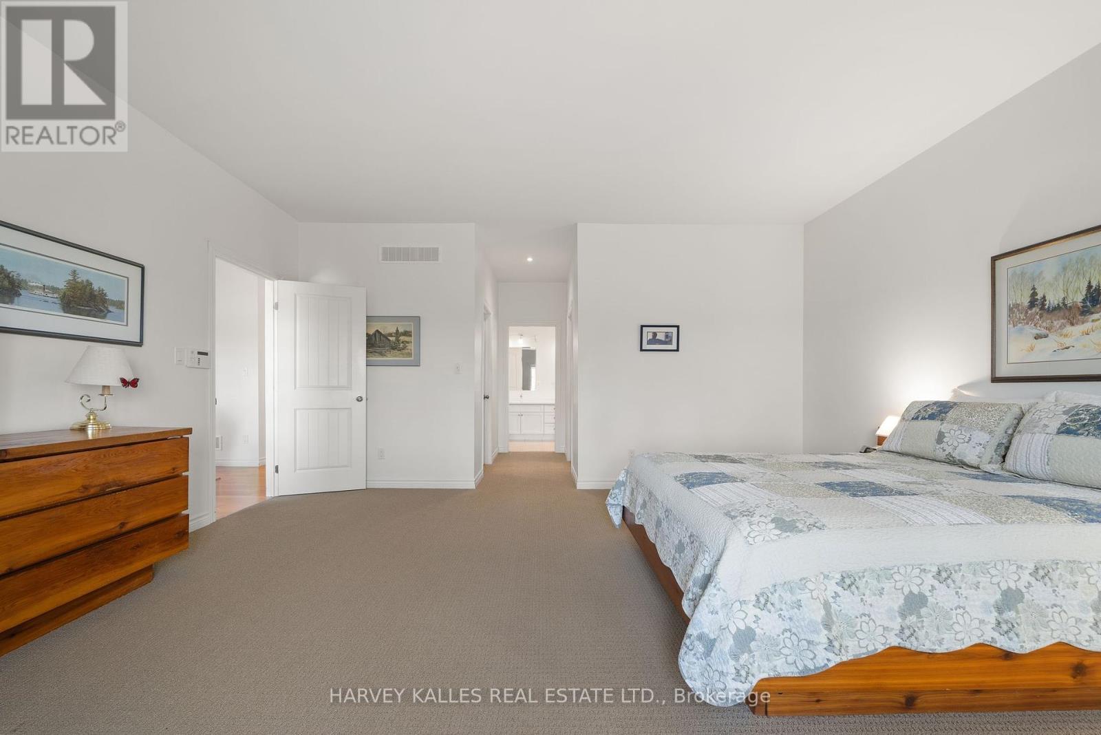 45 Maplehurst Crescent, Prince Edward County, Ontario  K0K 3L0 - Photo 22 - X12368862