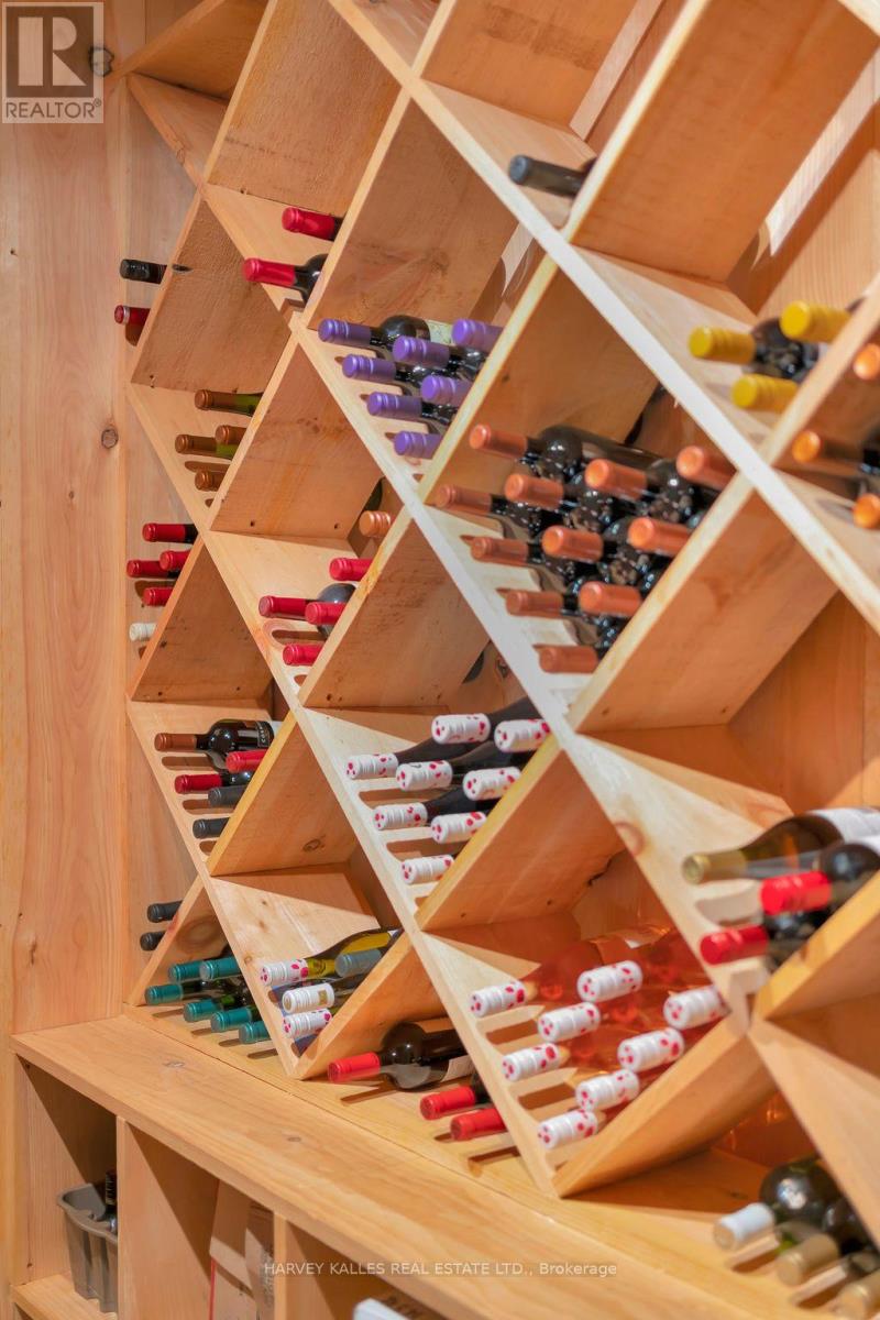 45 Maplehurst Crescent, Prince Edward County, Ontario  K0K 3L0 - Photo 39 - X12368862