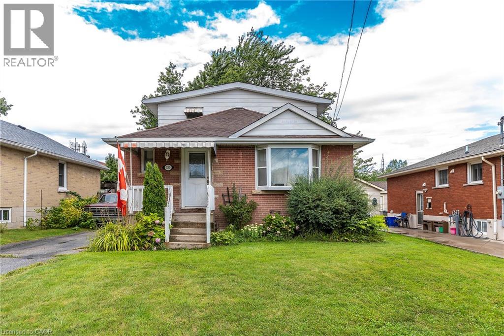 330 EAST 15TH Street, Hamilton, Ontario