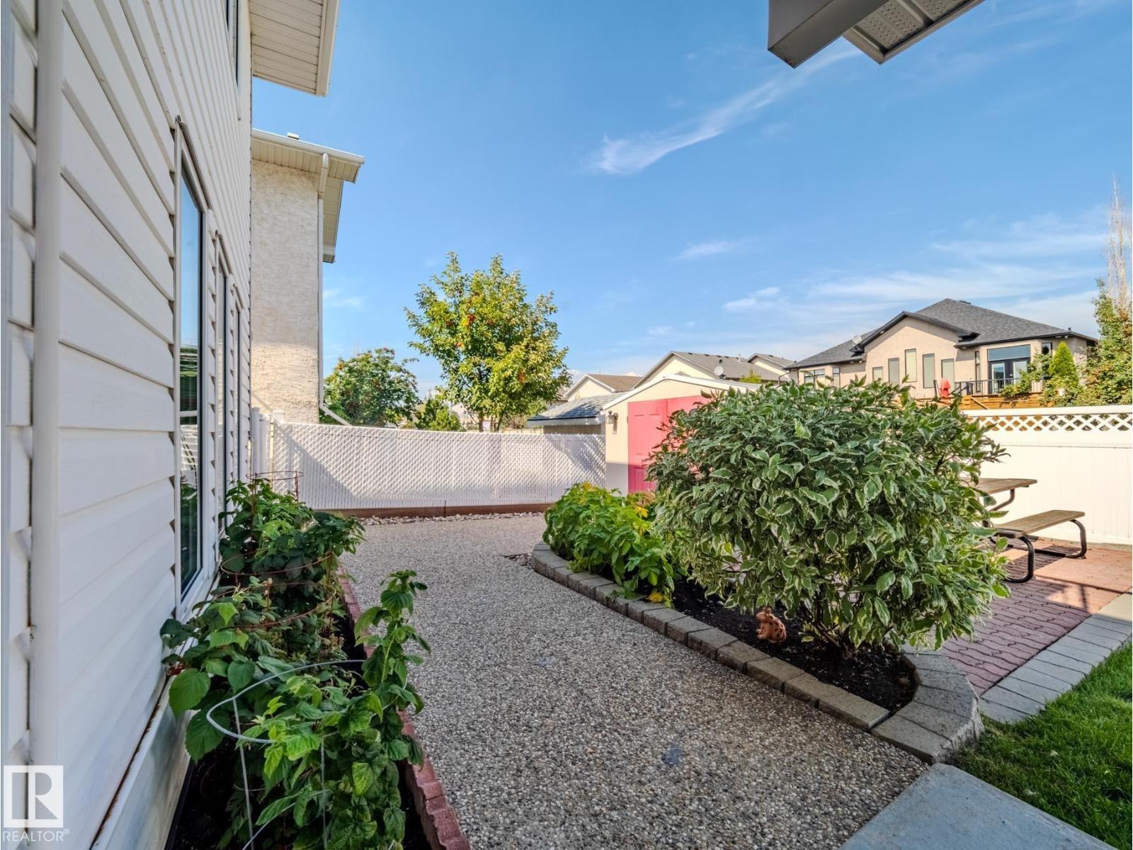 7824 165 Av Nw, Edmonton, Alberta  T5Z 3J6 - Photo 69 - E4455088