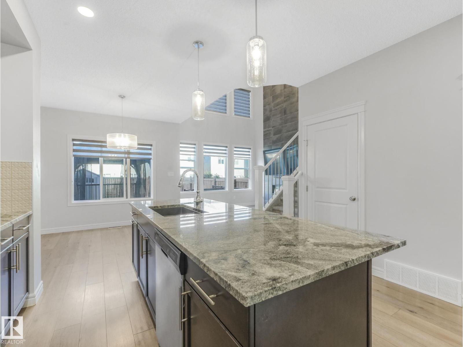 9919 223 St Nw, Edmonton, Alberta  T5T 7L7 - Photo 4 - E4455087