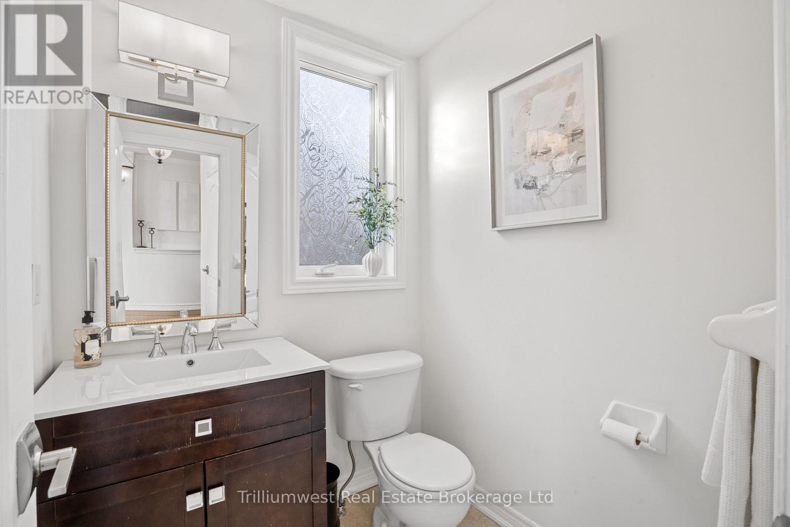 227 Beechtree Crescent, Oakville (Br Bronte), Ontario  L6L 0A5 - Photo 18 - W12368722