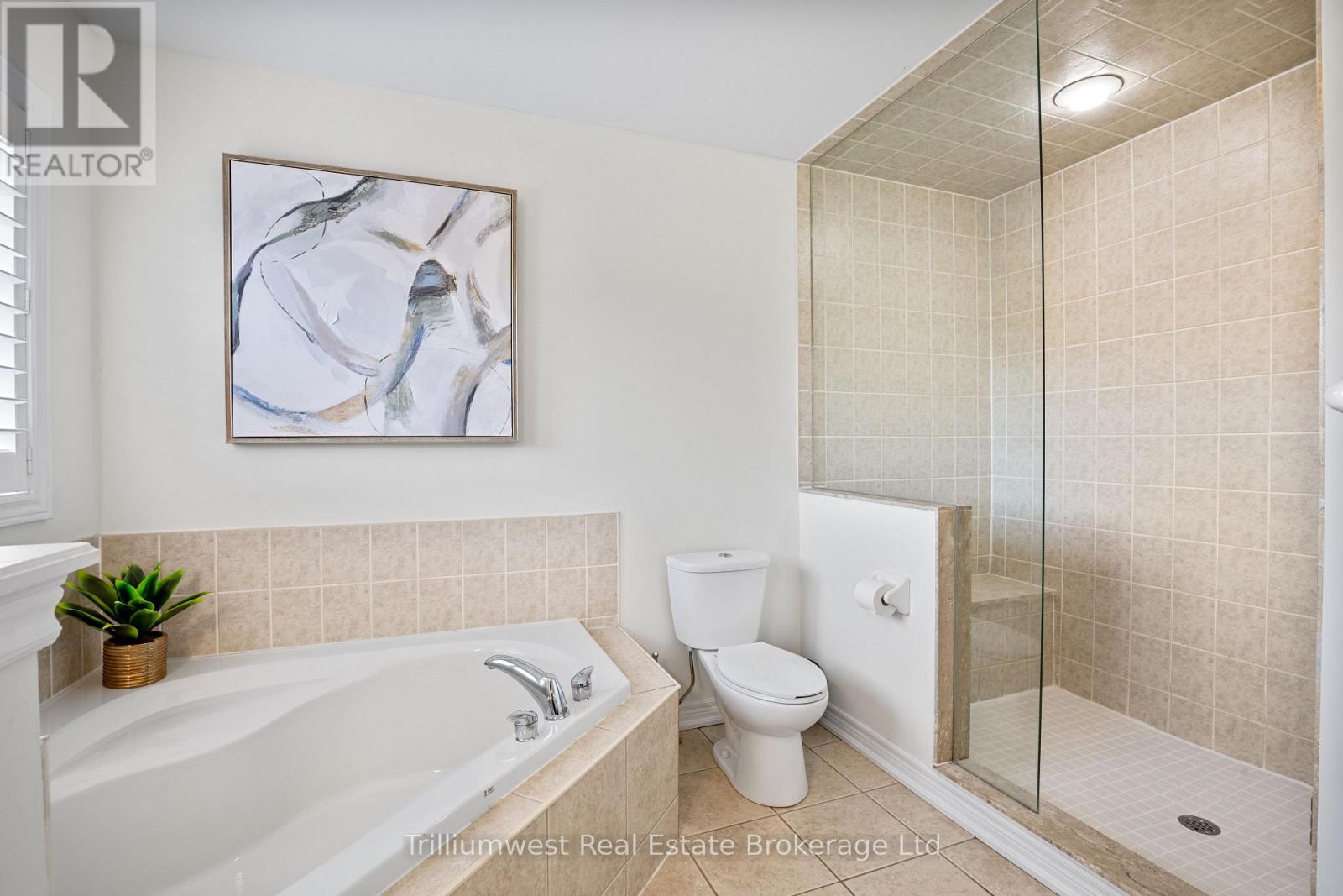 227 Beechtree Crescent, Oakville (Br Bronte), Ontario  L6L 0A5 - Photo 24 - W12368722