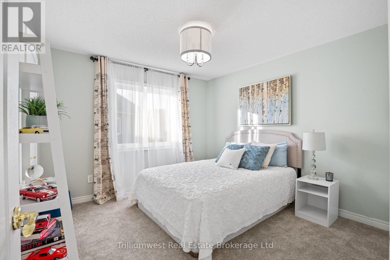 227 Beechtree Crescent, Oakville (Br Bronte), Ontario  L6L 0A5 - Photo 30 - W12368722