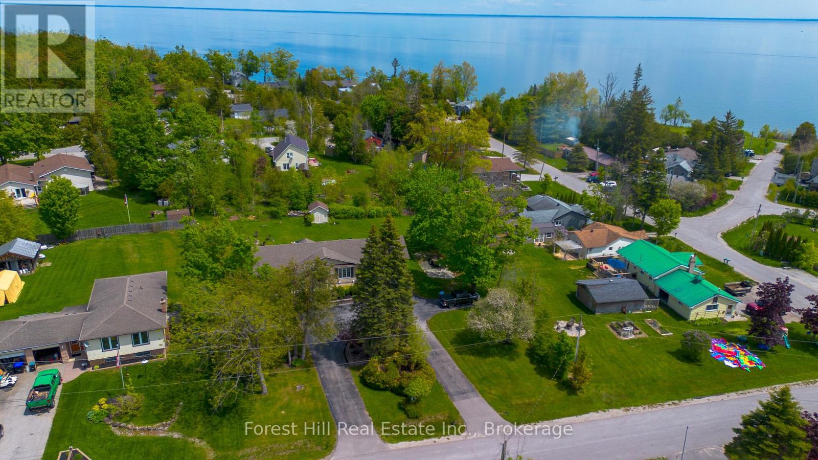27 Greengables Drive, Oro-Medonte, Ontario  L0L 1T0 - Photo 37 - S12171707
