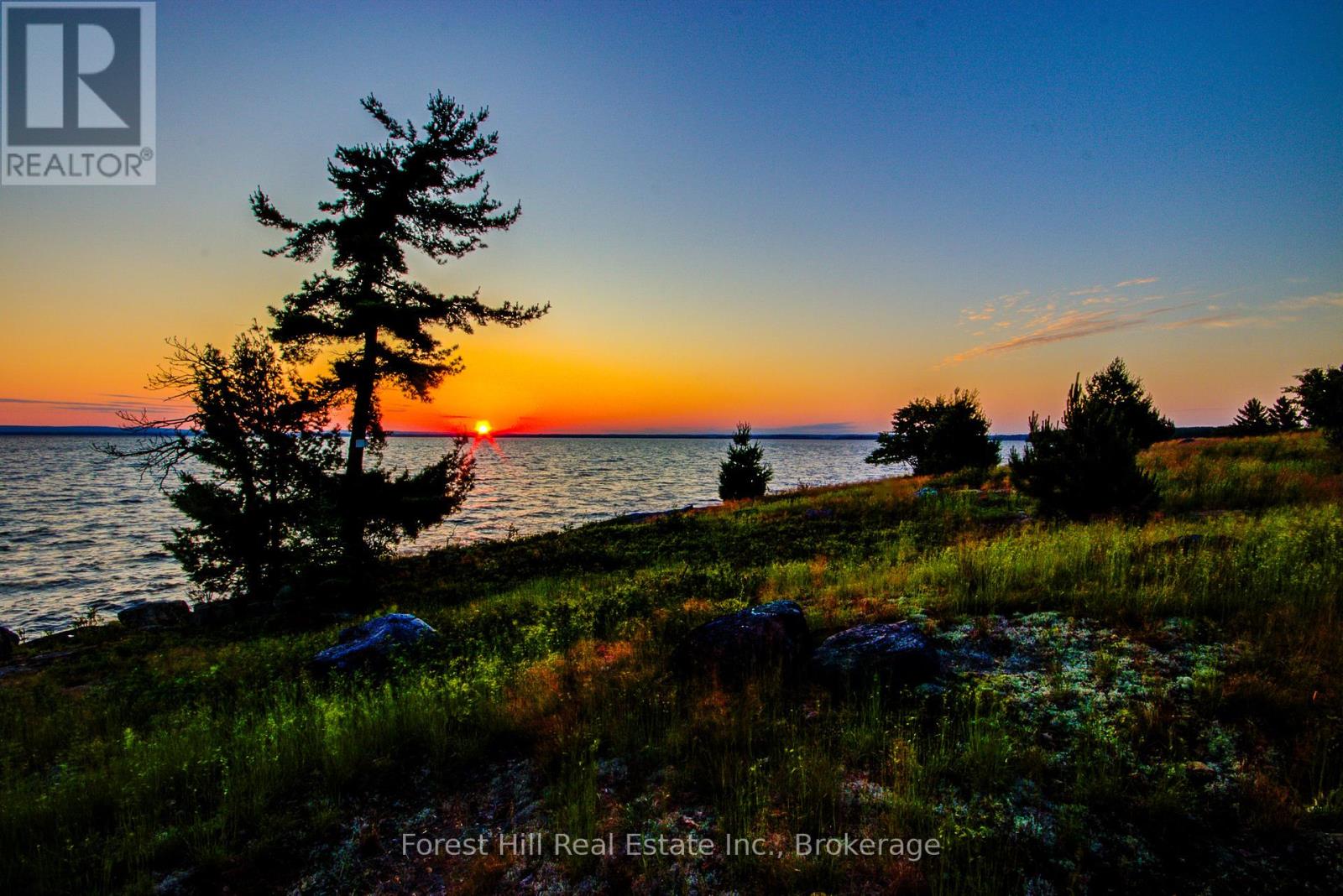 672 Tillicum Bay Road, Callander, Ontario  P0H 1H0 - Photo 21 - X12015563