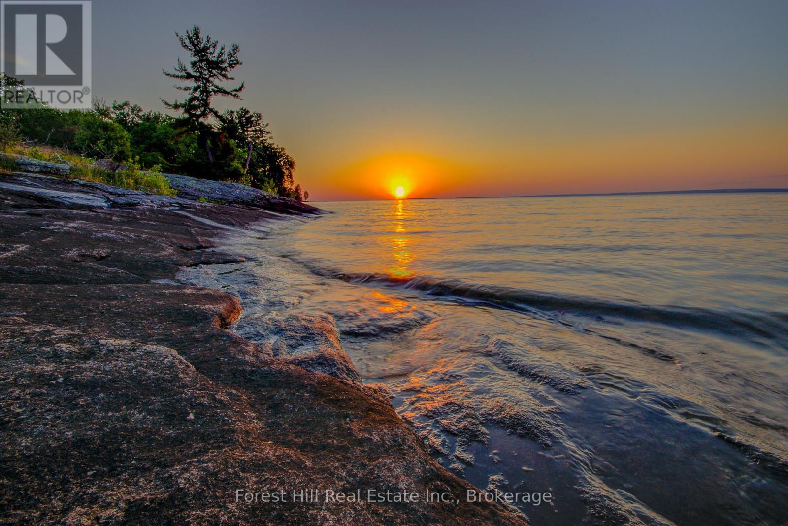 672 Tillicum Bay Road, Callander, Ontario  P0H 1H0 - Photo 10 - X12015563