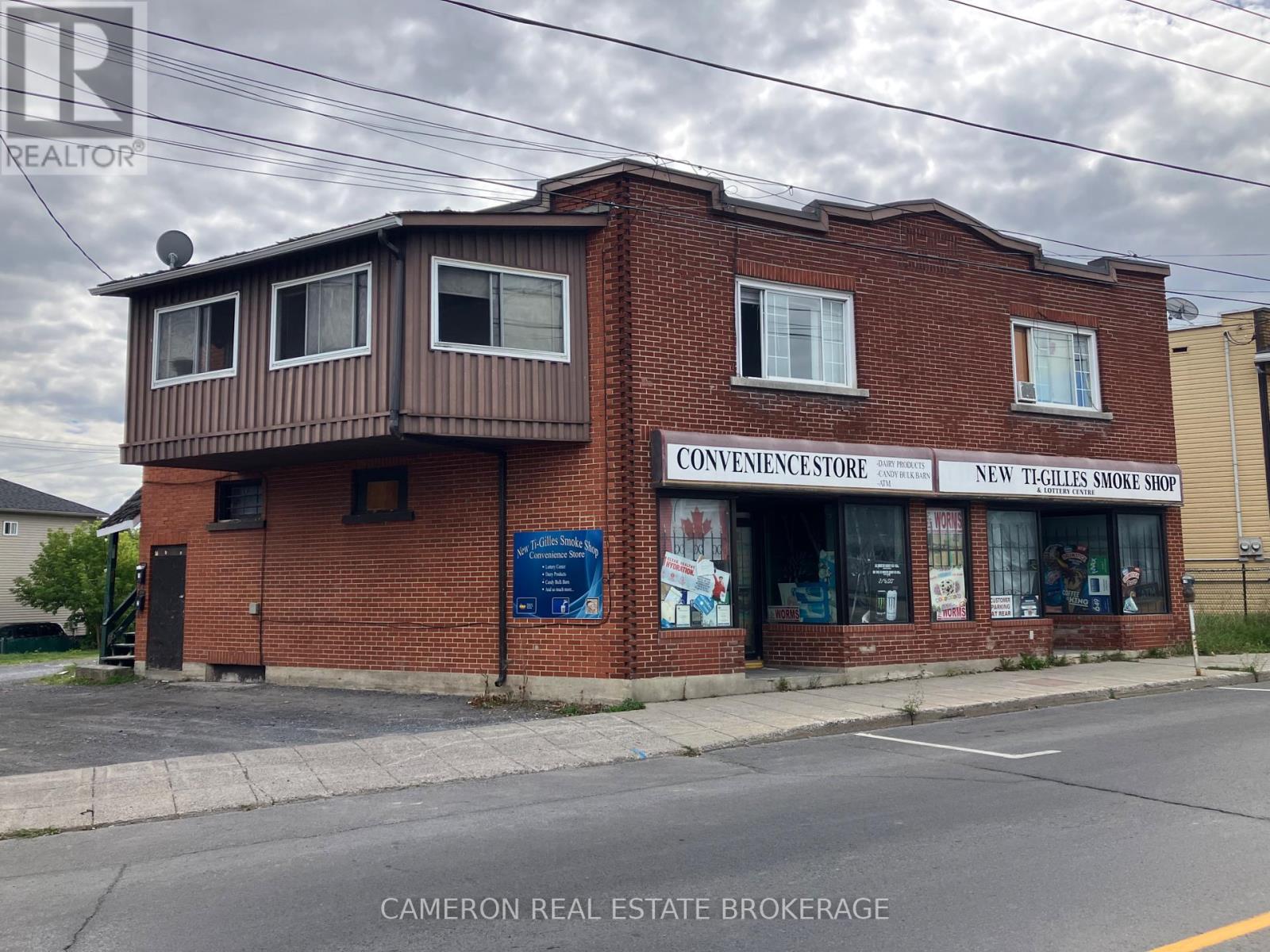 607-609-611 MONTREAL ROAD, Cornwall, Ontario