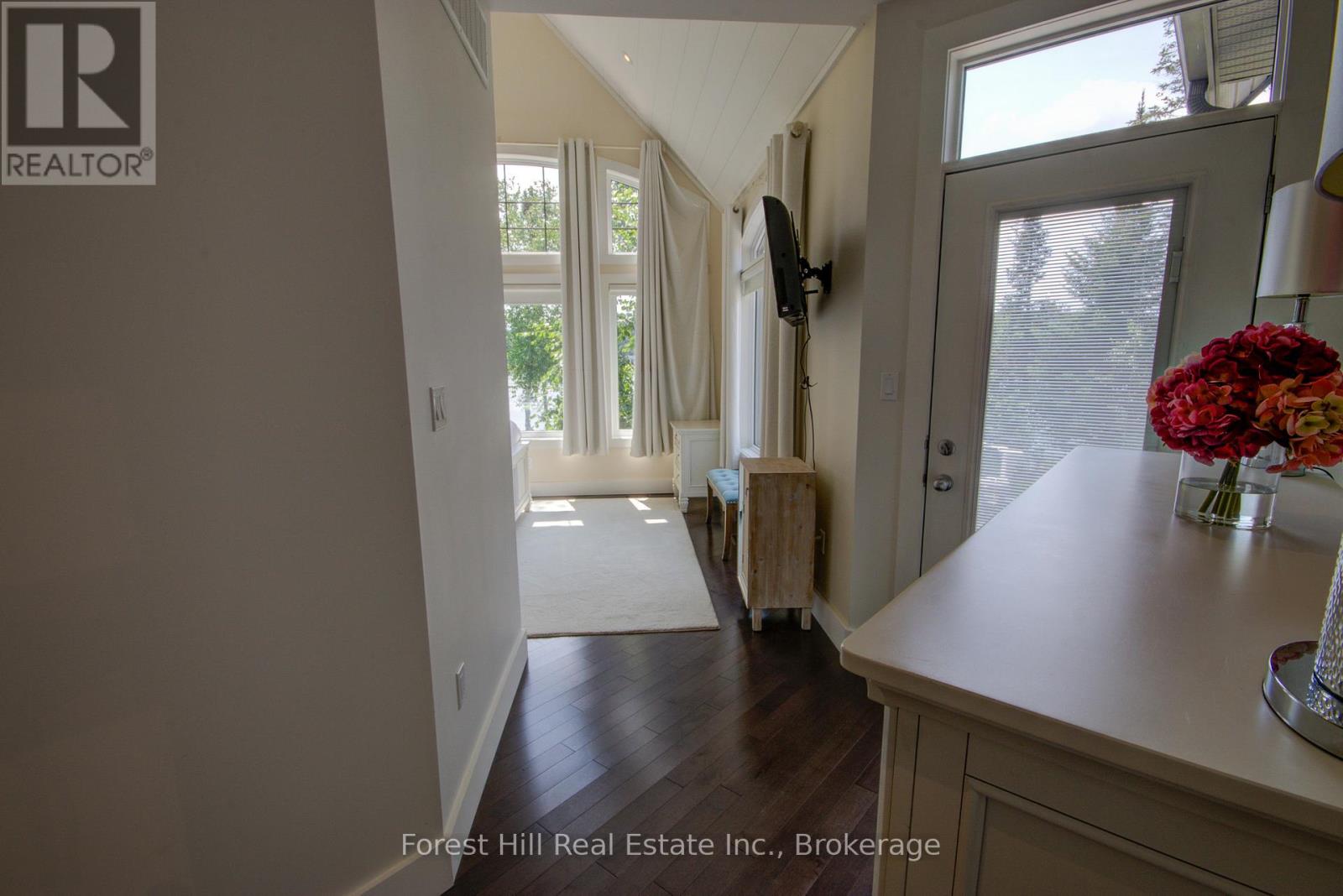 142 Himbury Lane, Kearney, Ontario  P0A 1M0 - Photo 22 - X12308320