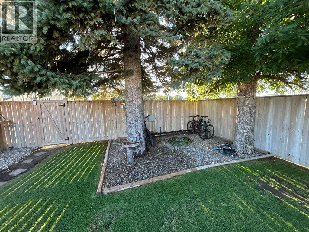 280 1 Avenue N, Magrath, Alberta  T0K 1J0 - Photo 8 - A2217851