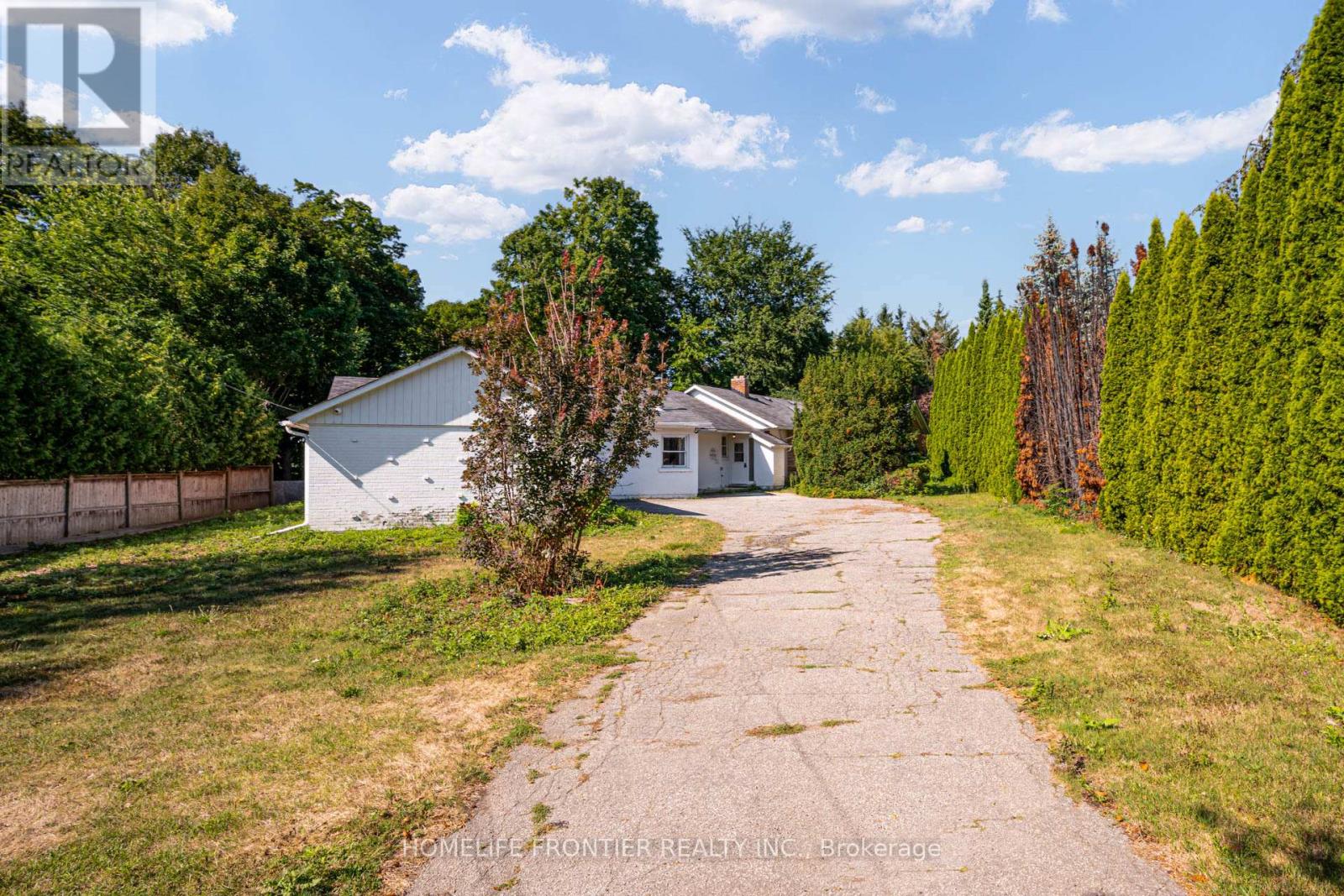78 Arjay Crescent, Toronto, Ontario  M2L 1C7 - Photo 11 - C12368837