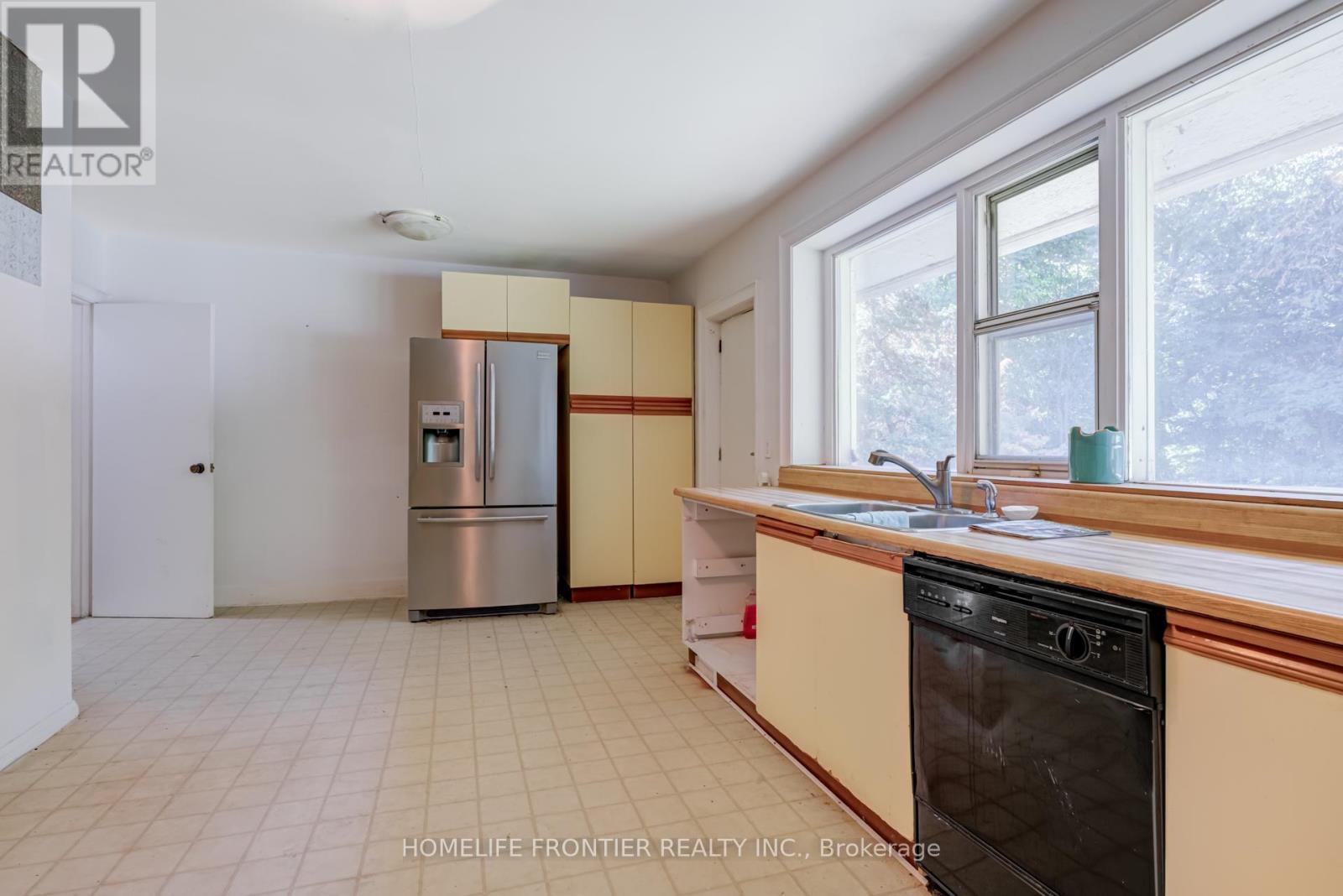 78 Arjay Crescent, Toronto, Ontario  M2L 1C7 - Photo 24 - C12368837