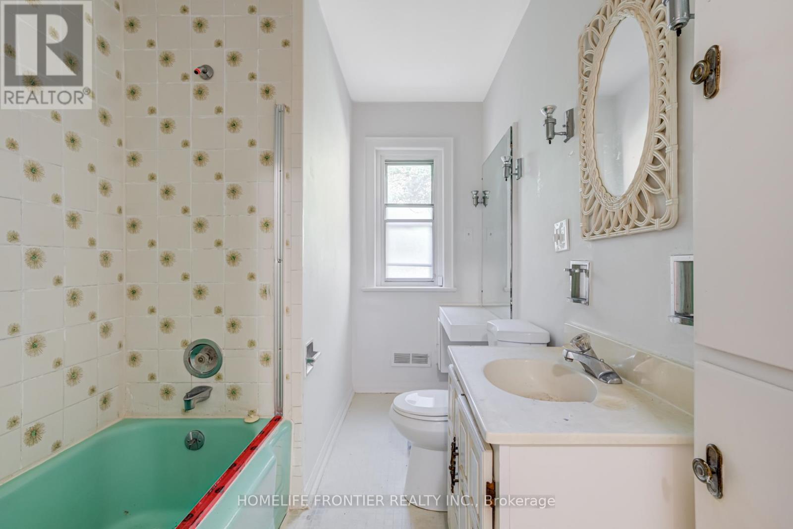 78 Arjay Crescent, Toronto, Ontario  M2L 1C7 - Photo 37 - C12368837