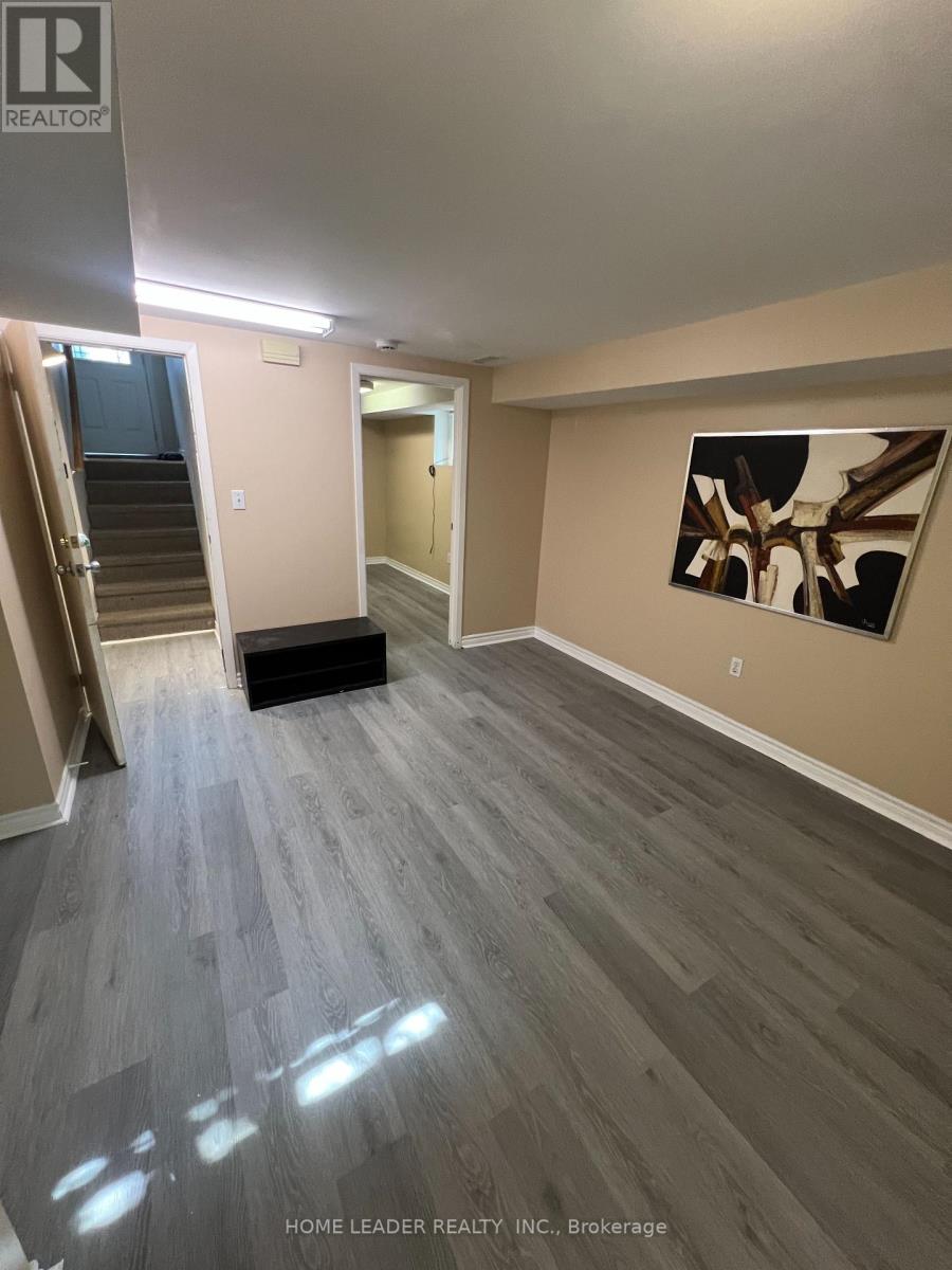 23 Franklin Avenue, Toronto, Ontario  M2N 1B7 - Photo 2 - C12368838